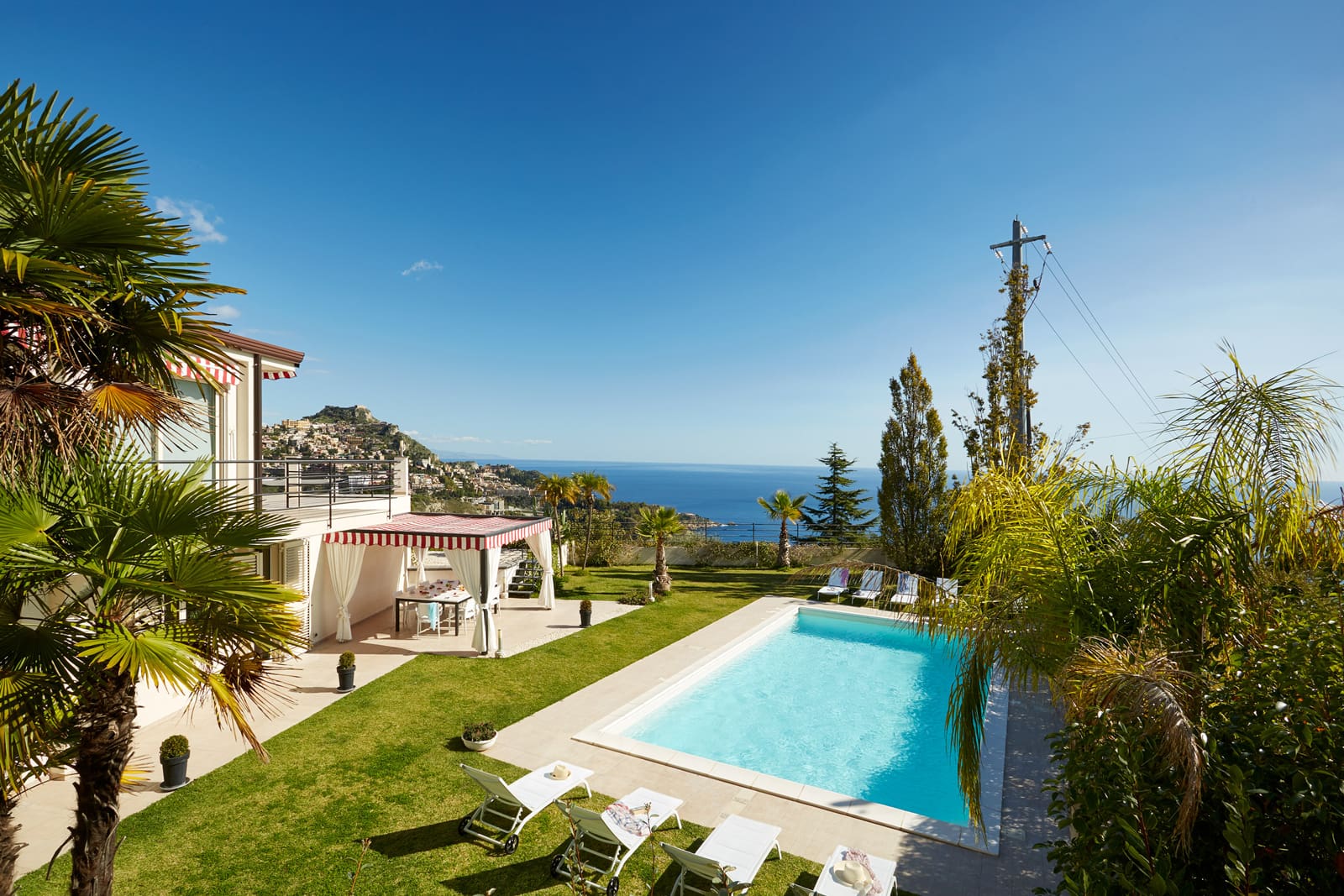 Casa Scirocco Taormina Taormina: Luxury 5-Bedroom Apartment with Sea Views and Pool, Taormina