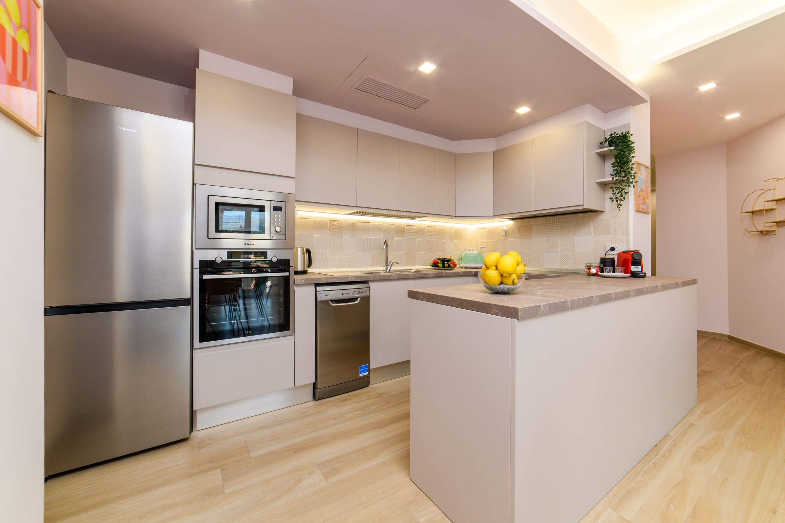 Casa Sirenuse Sorrento Sorrento 4: Modern 2-Bedroom Apartment with City Views, Sorrento