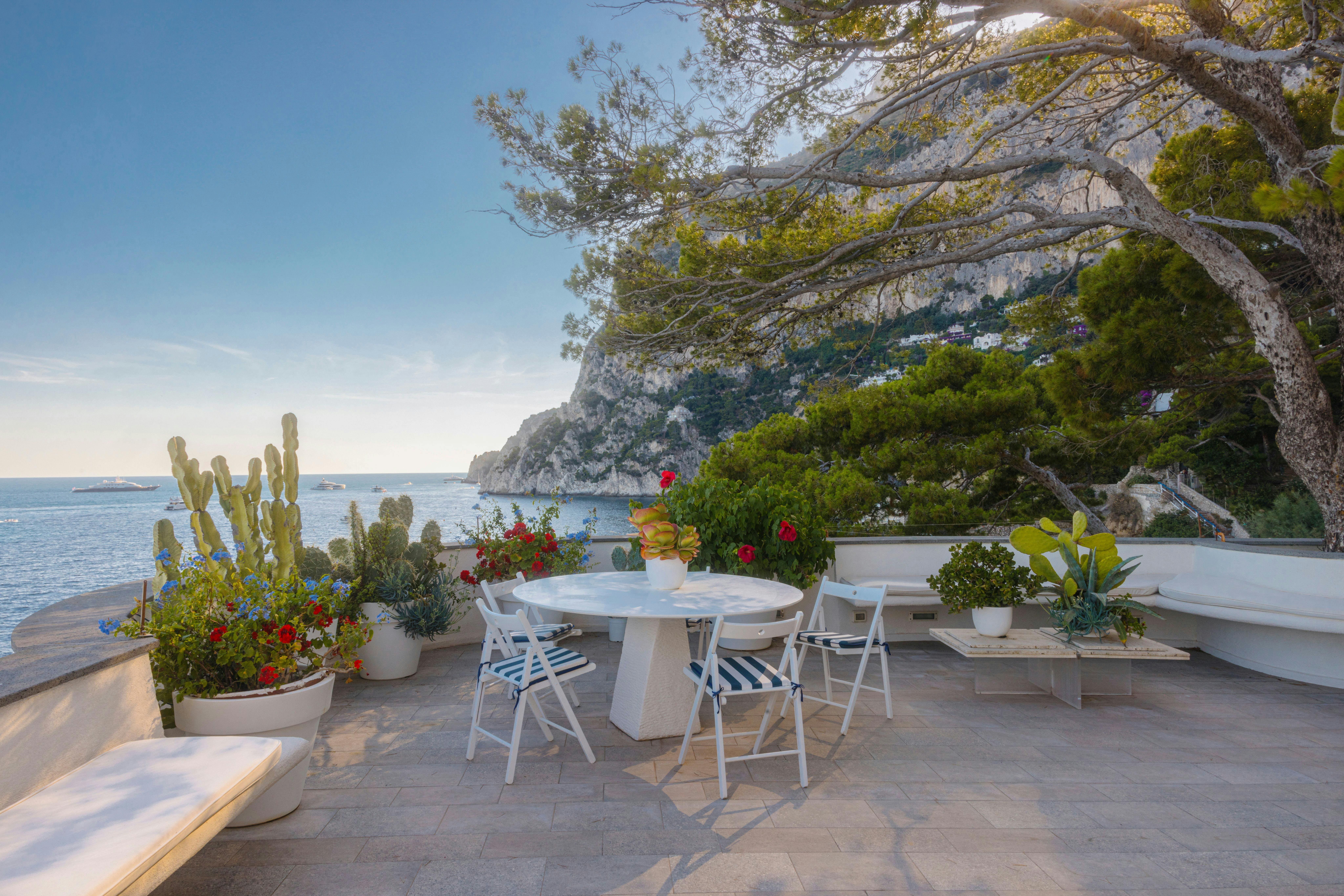 Casa Sirio Sorrento: Elegant 2-Bedroom Luxury Apartment with Stunning Sea Views, Capri