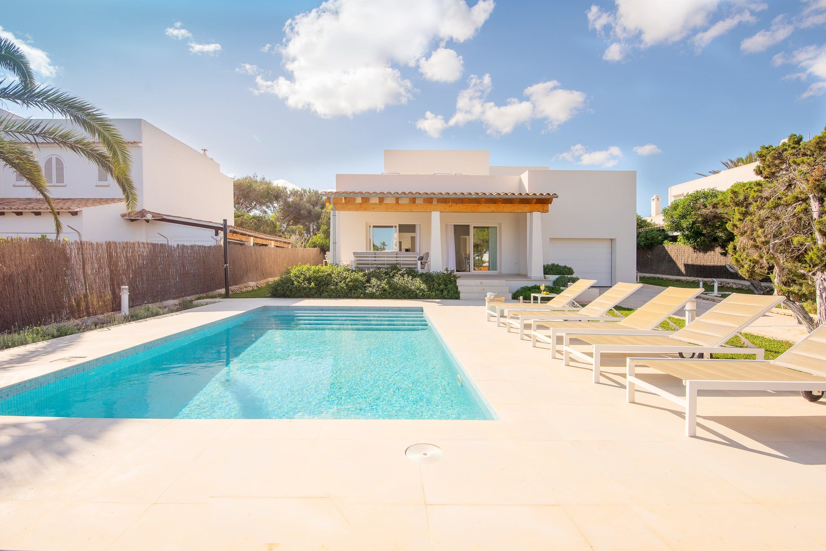 Casa Sirocco Cala d’Or: 3-Bedroom Luxury Apartment with Seaview and Pool, Cala d’Or