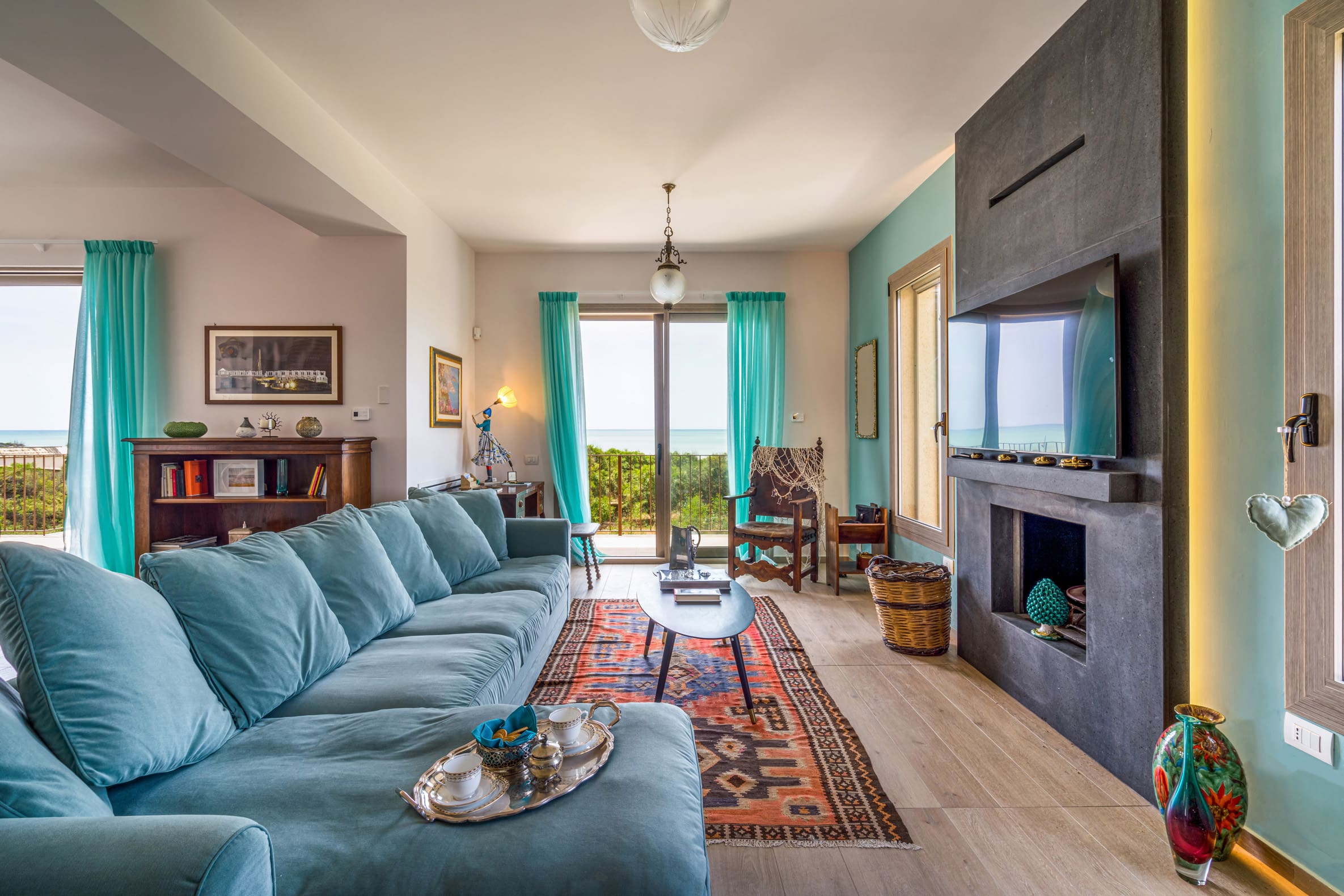 Casa Sirocco Scicli: Chic 2-Bedroom Beachfront Apartment with Sea Views, Sicily