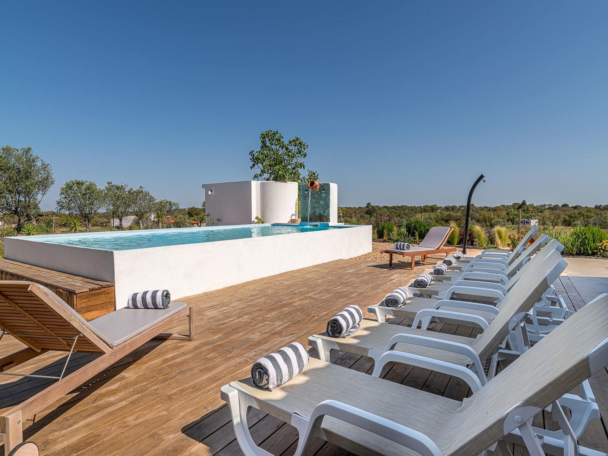 Casa Sobreira Comporta: Spacious 9-Bedroom Apartment with Seaview and Pool, Alentejo Litoral