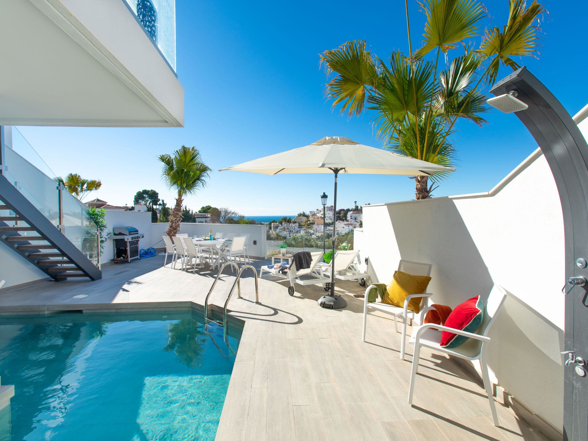 Casa Torrox Nerja: Stylish 3-Bedroom Villa with Private Heated Pool and Stunning Sea Views