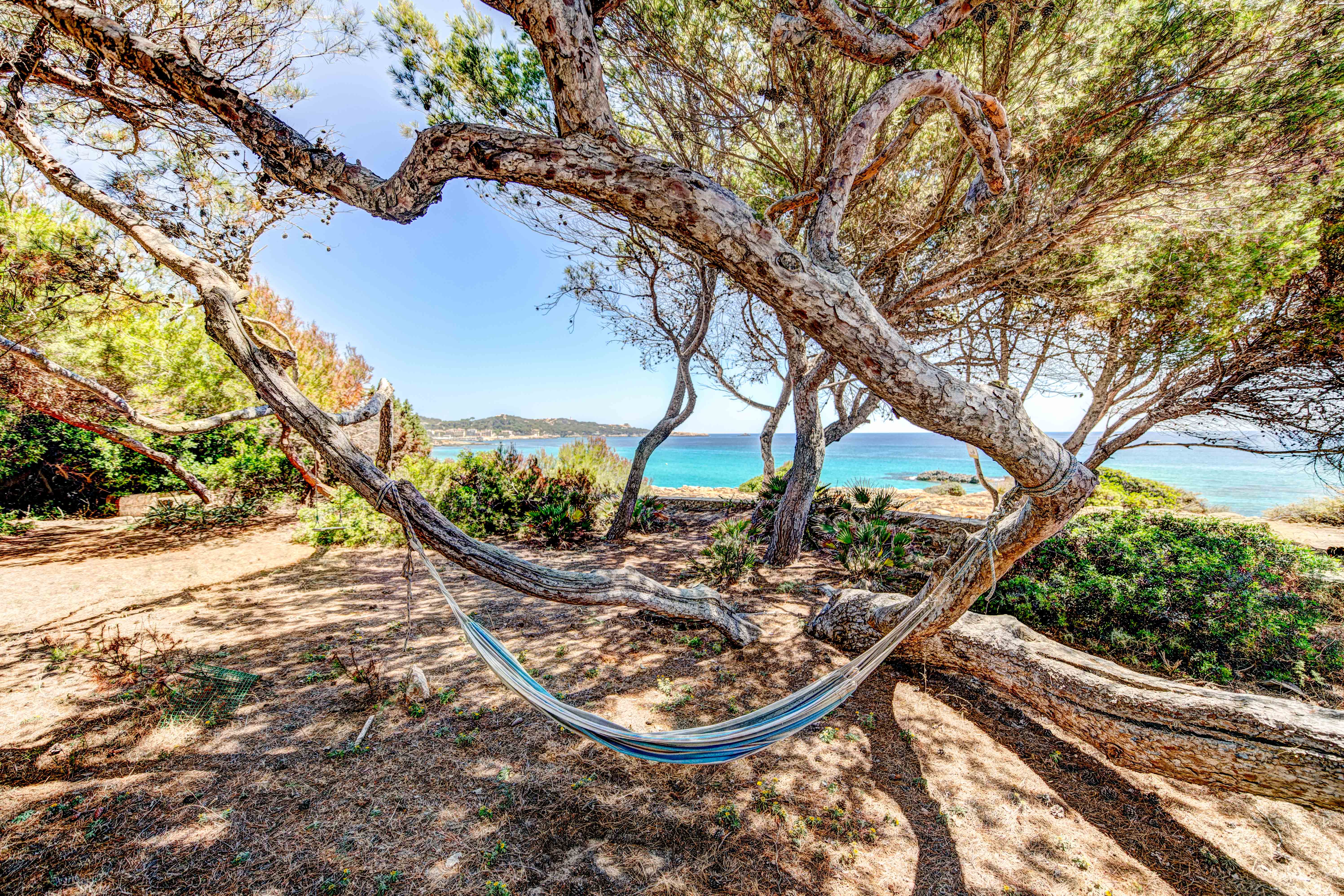 Casa Tramontana Ratjada: Spacious 6-Bedroom Beachfront Apartment with Sea Views, Cala Ratjada