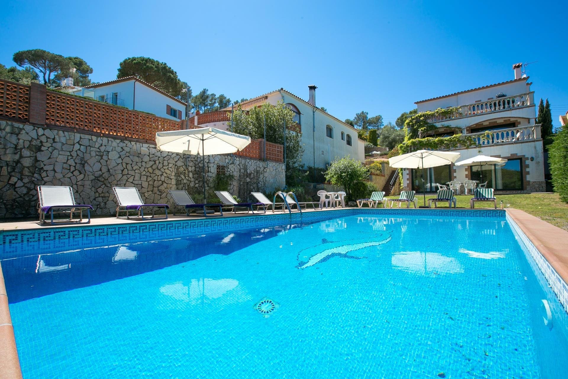 Casa Tramuntana Llafranc Llafranc 5: Spacious 6-Bedroom Apartment with Seaview and Pool, Llafranc