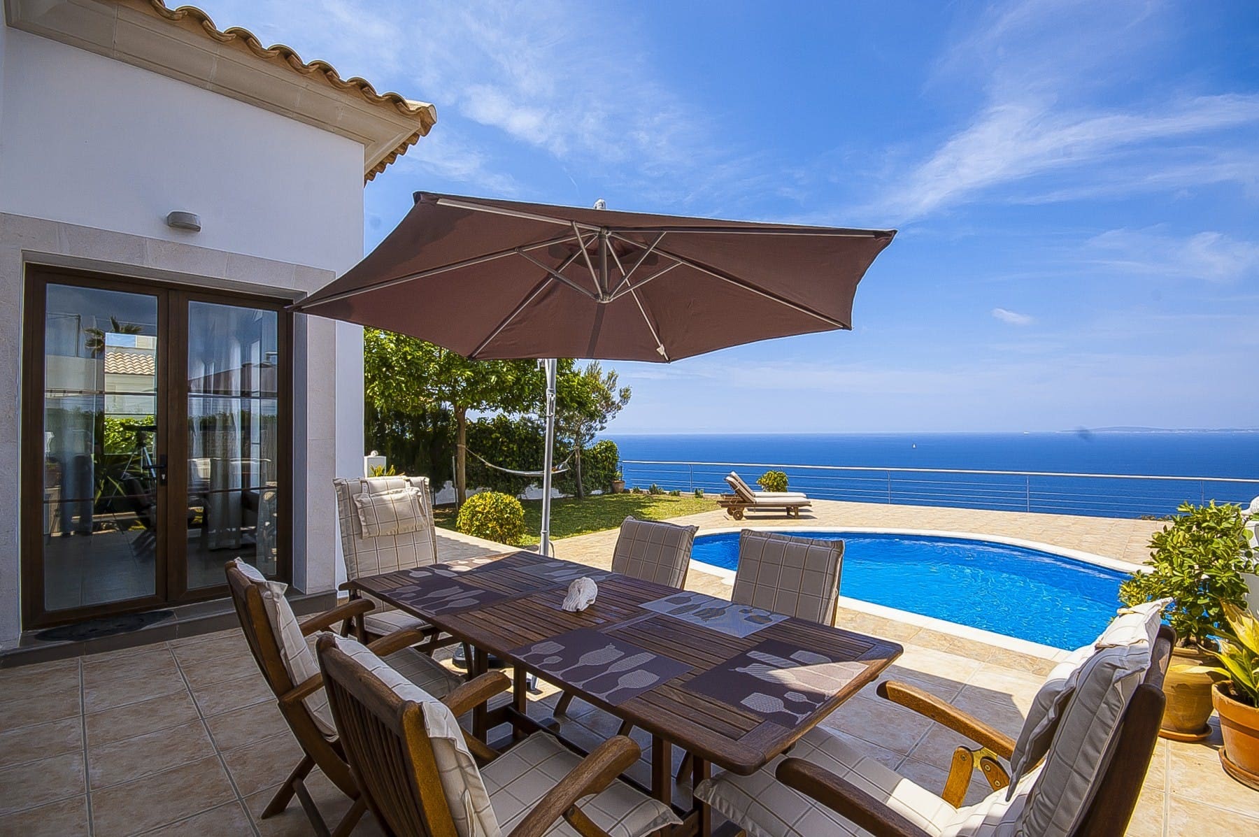 Casa Tramuntana Palma: 4-Bedroom Luxury Apartment with Seaview and Pool, Palma