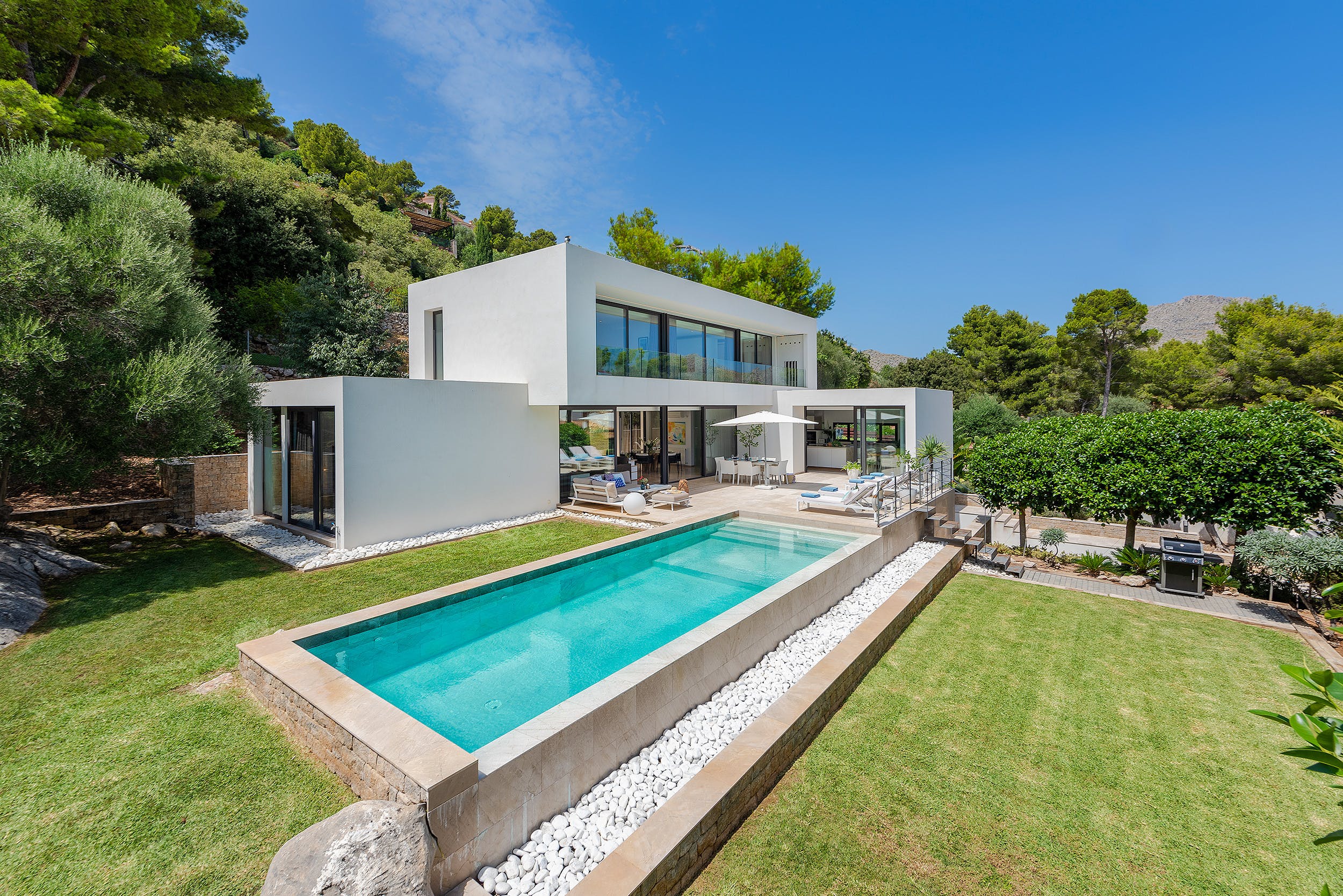 Casa Tramuntana Pollença Pollença 23: Luxury 3-Bedroom Apartment with Seaview and Pool, Pollença