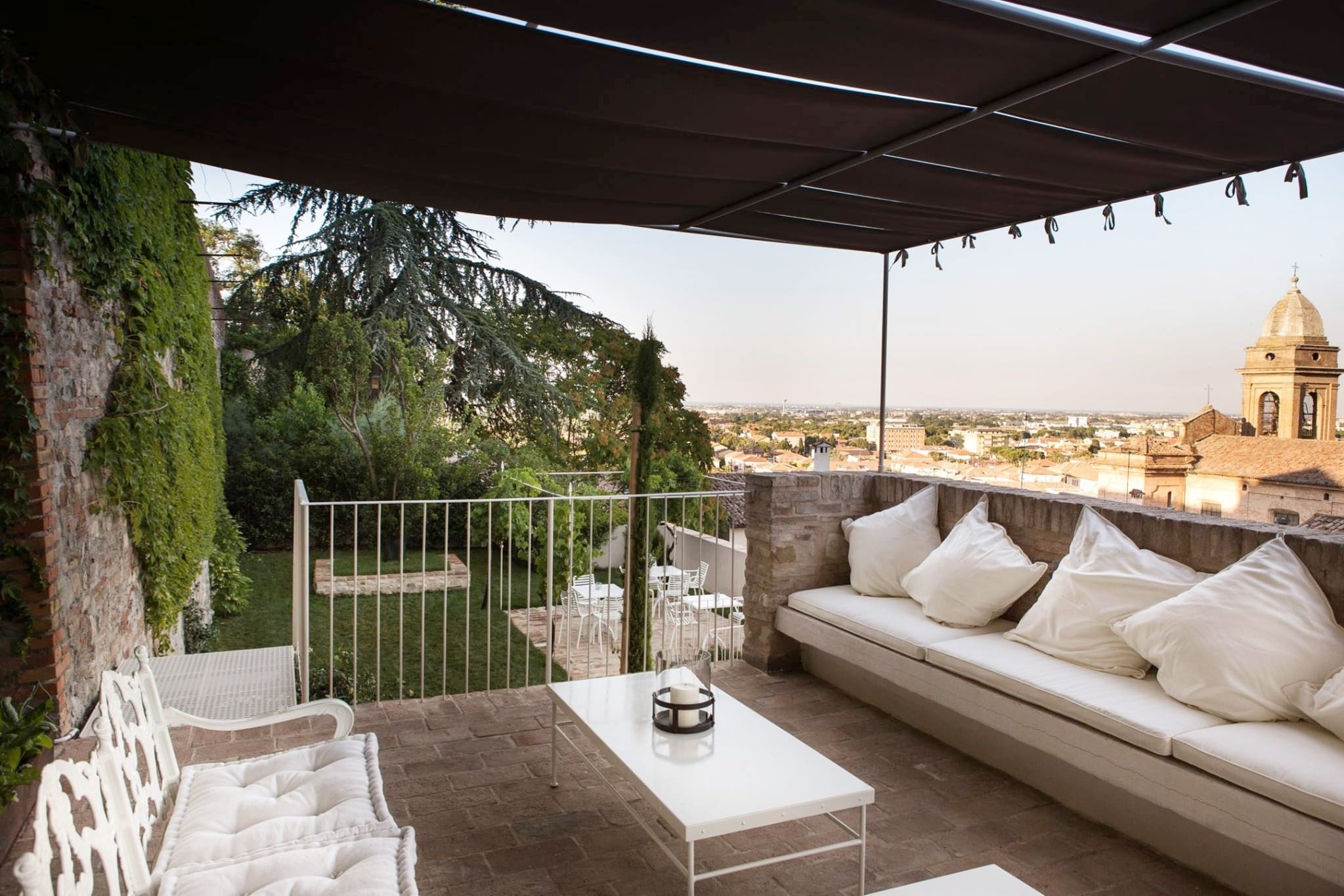 Casa Valmarecchia Rimini: 5-Bedroom Luxury Apartment with Countryside Views, Rimini