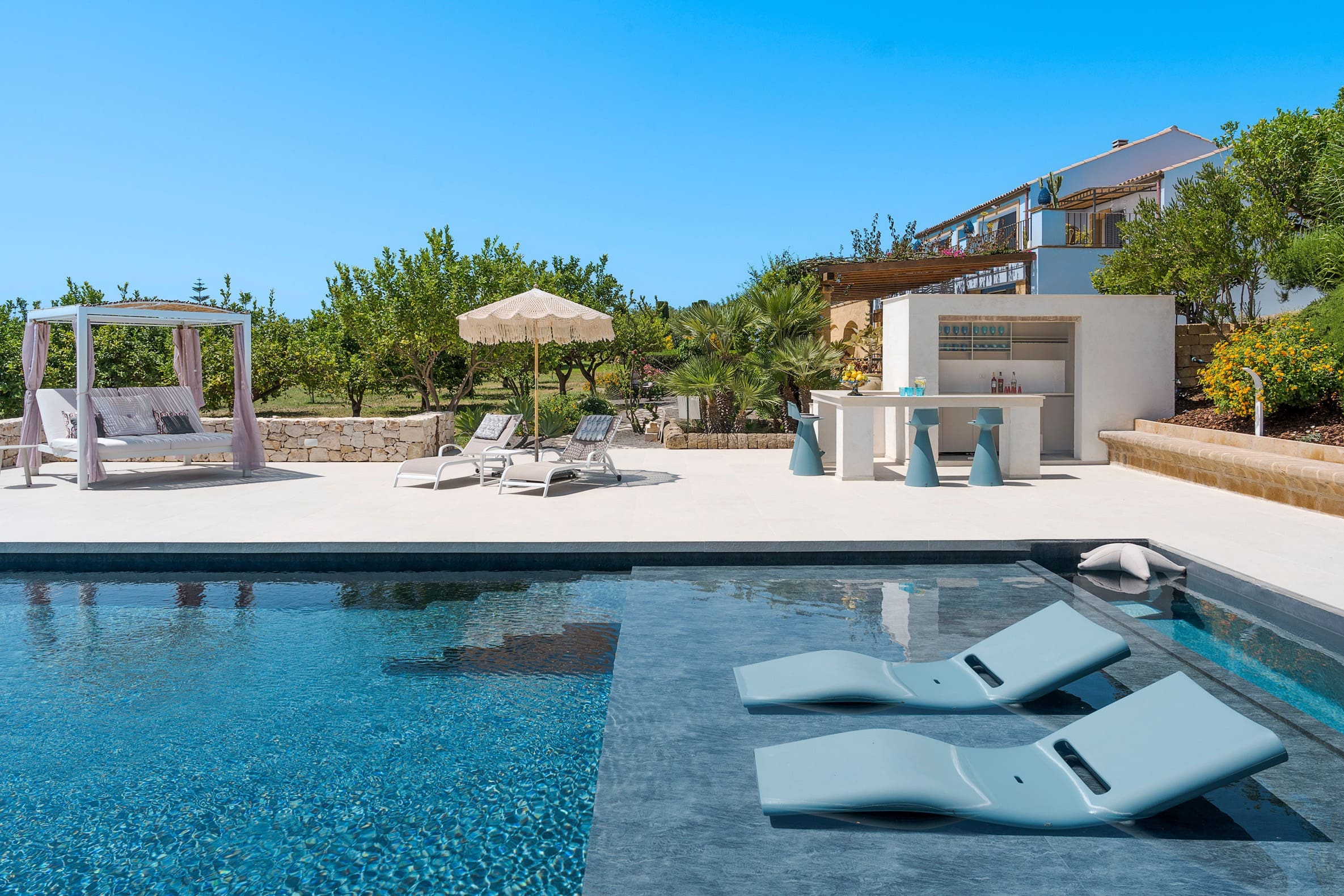 Casa Vendicari Noto: Elegant 4-Bedroom Apartment with Seaviews, Sicily