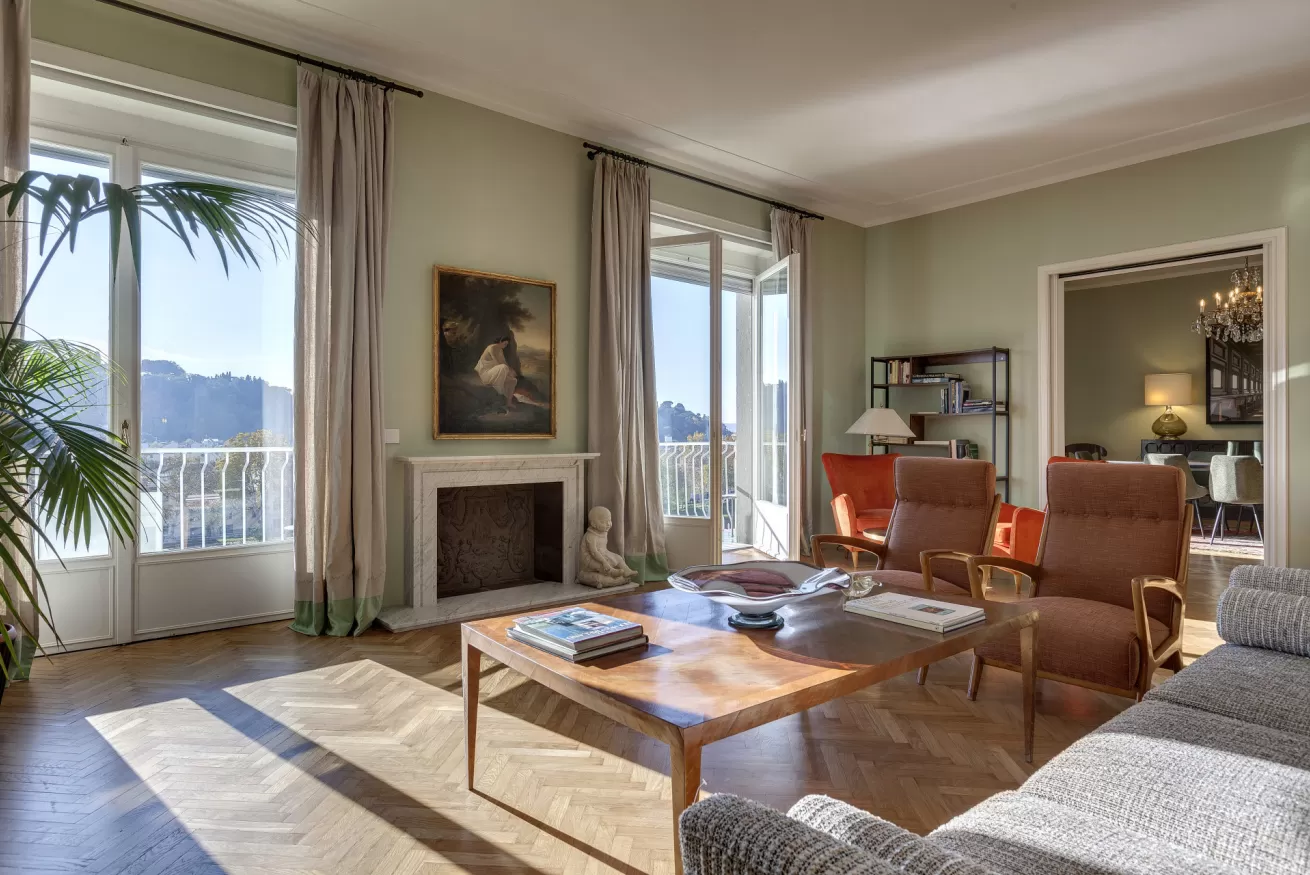 Casa Vespucci Firenze: Luxury 4-Bedroom Apartment with Balcony Views, Florence