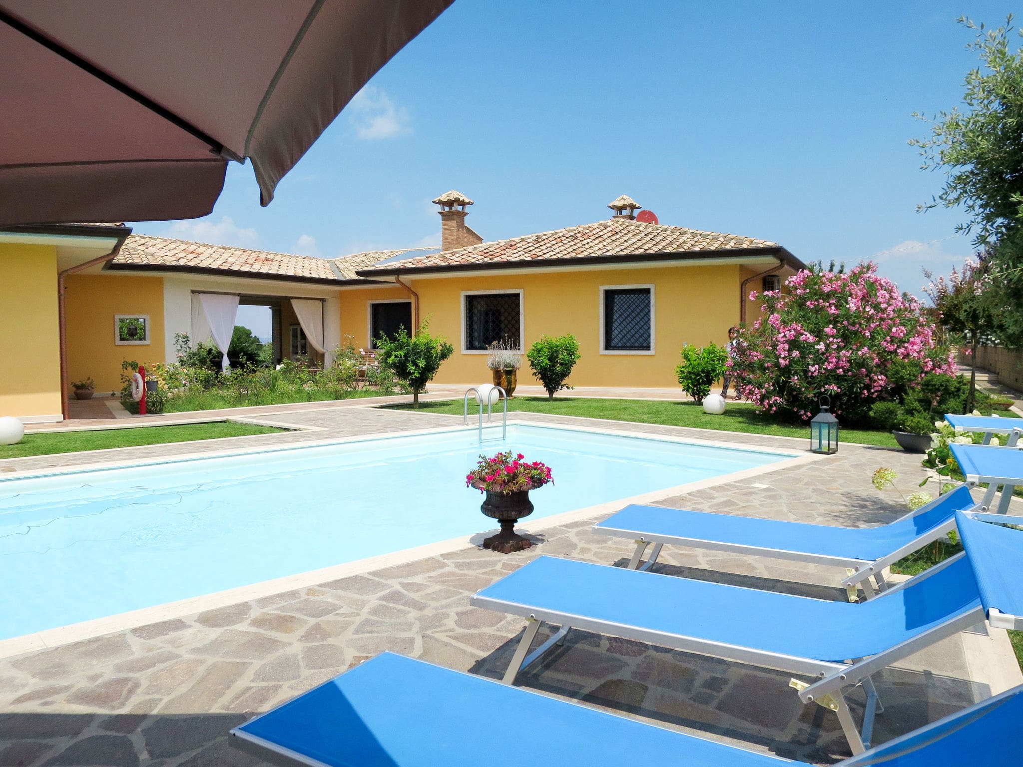 Casa Volsinia Bolsena: Spacious 4-Bedroom Farmhouse with Private Pool and Eco Features near Lake Bolsena Italy