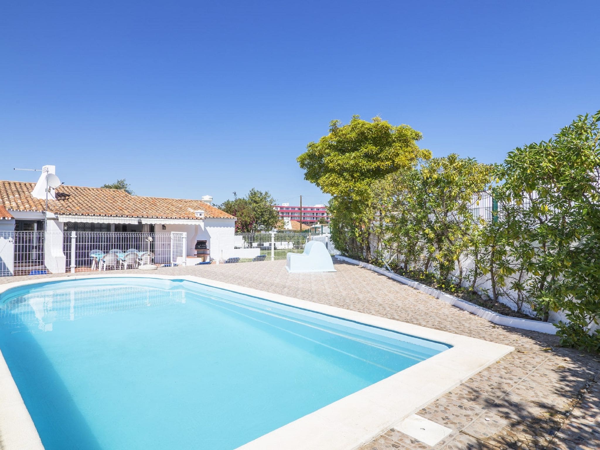 Casa Xorino Albufeira: Stunning 3-Bedroom Family Villa with Private Pool Near Praia da Oura Beach