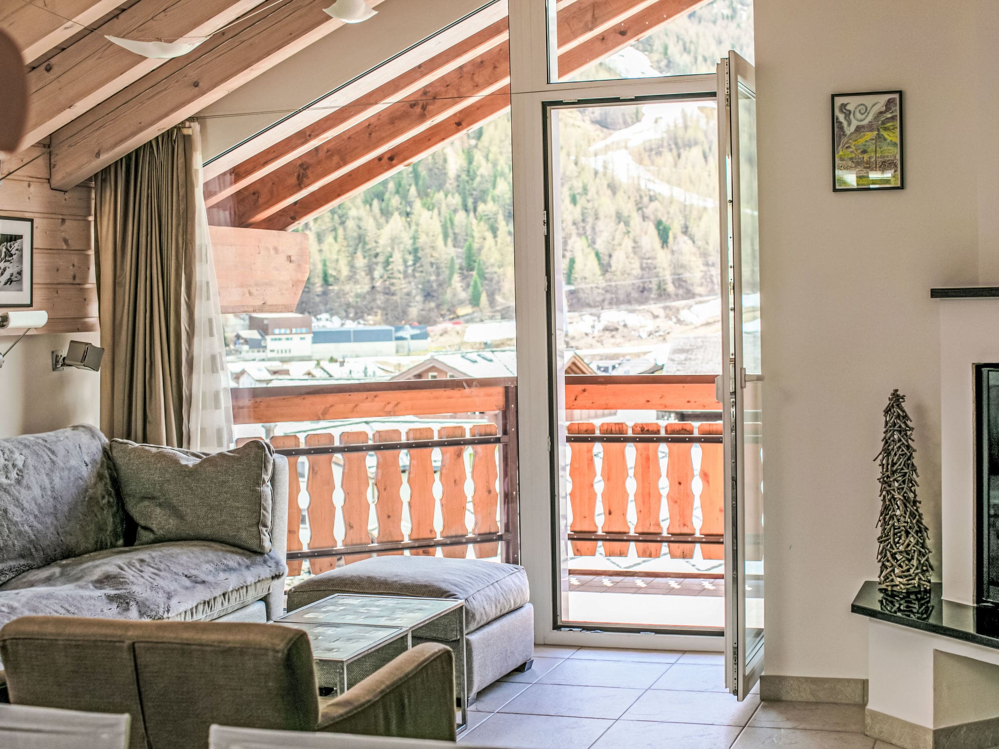 Chalet Alphubel Saas-Fee: Stunning 3-Bedroom Mountain Chalet with Panoramic Alpine Views and Premium Spa Facilities in Switzerland