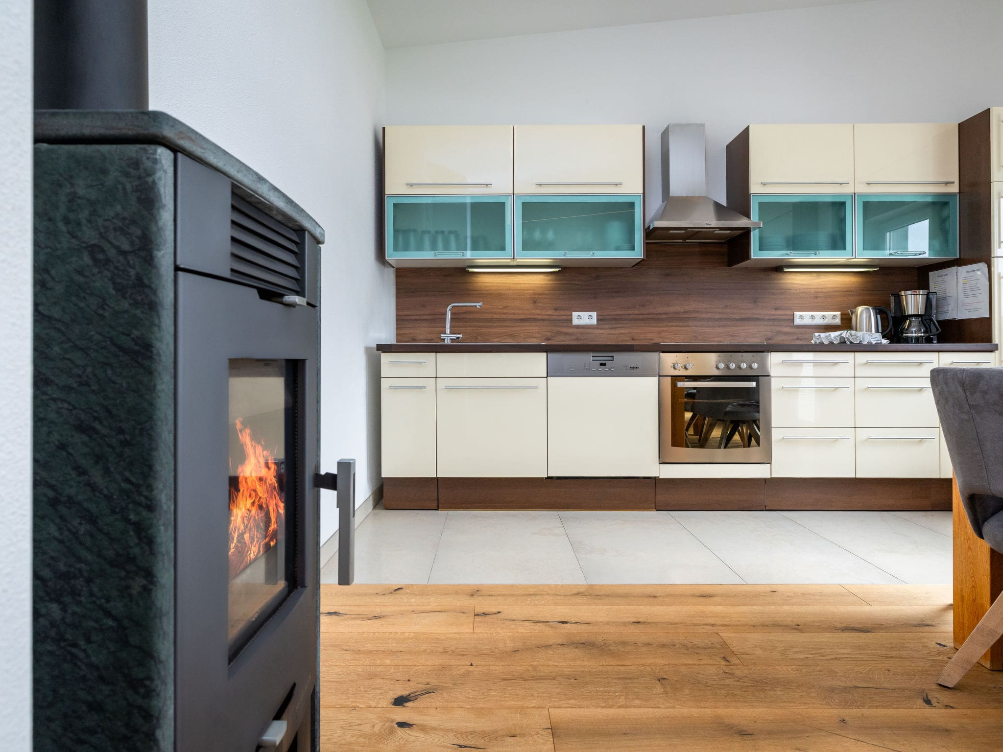 Chalet Amadé Altenmarkt: Modern 3-Bedroom Mountain Apartment with Panoramic Alpine Views and Ski Access in Salzburg Region