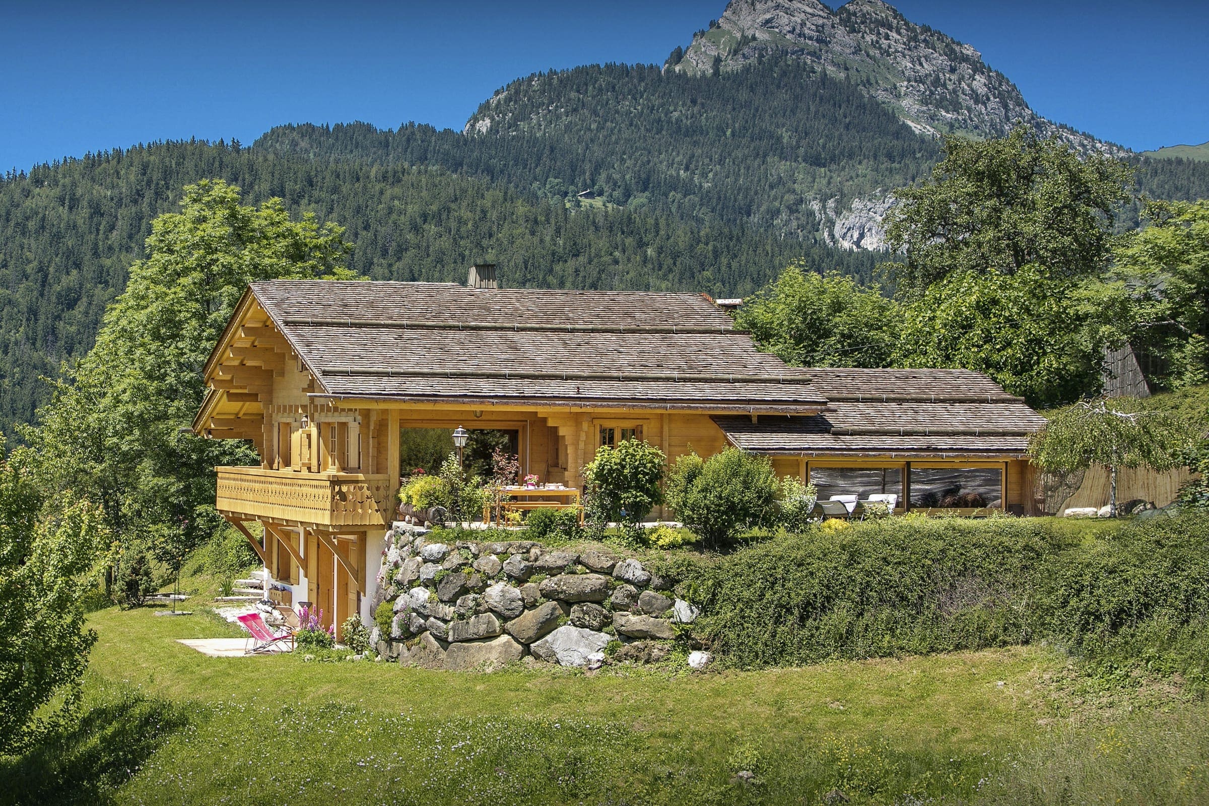 Chalet Aravis Saint-Jean: 5-Bedroom Ski Chalet with Pool, Upper Savoy