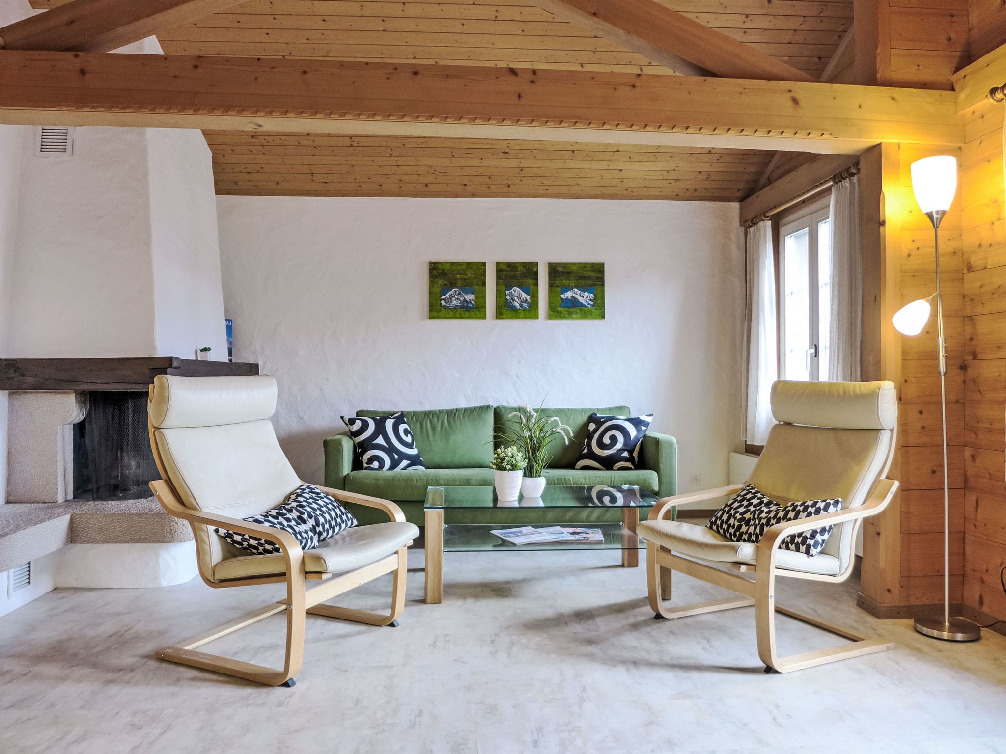 Chalet Arvengarten Wengen: Premium 3-Bedroom Mountain Chalet with Panoramic Jungfrau Views and Central Location