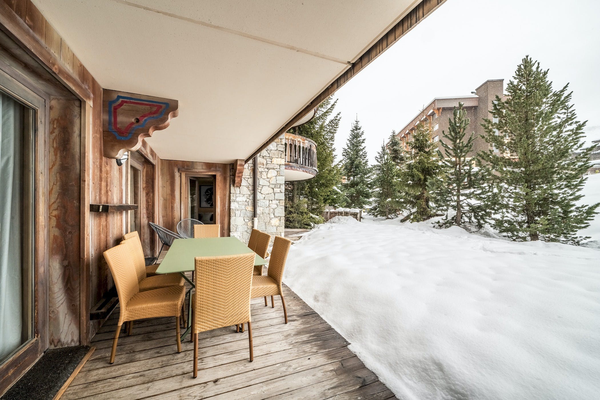 Chalet Bellevarde Méribel: Luxury 3-Bedroom Apartment with Ski Access, Savoy, The Three Valleys