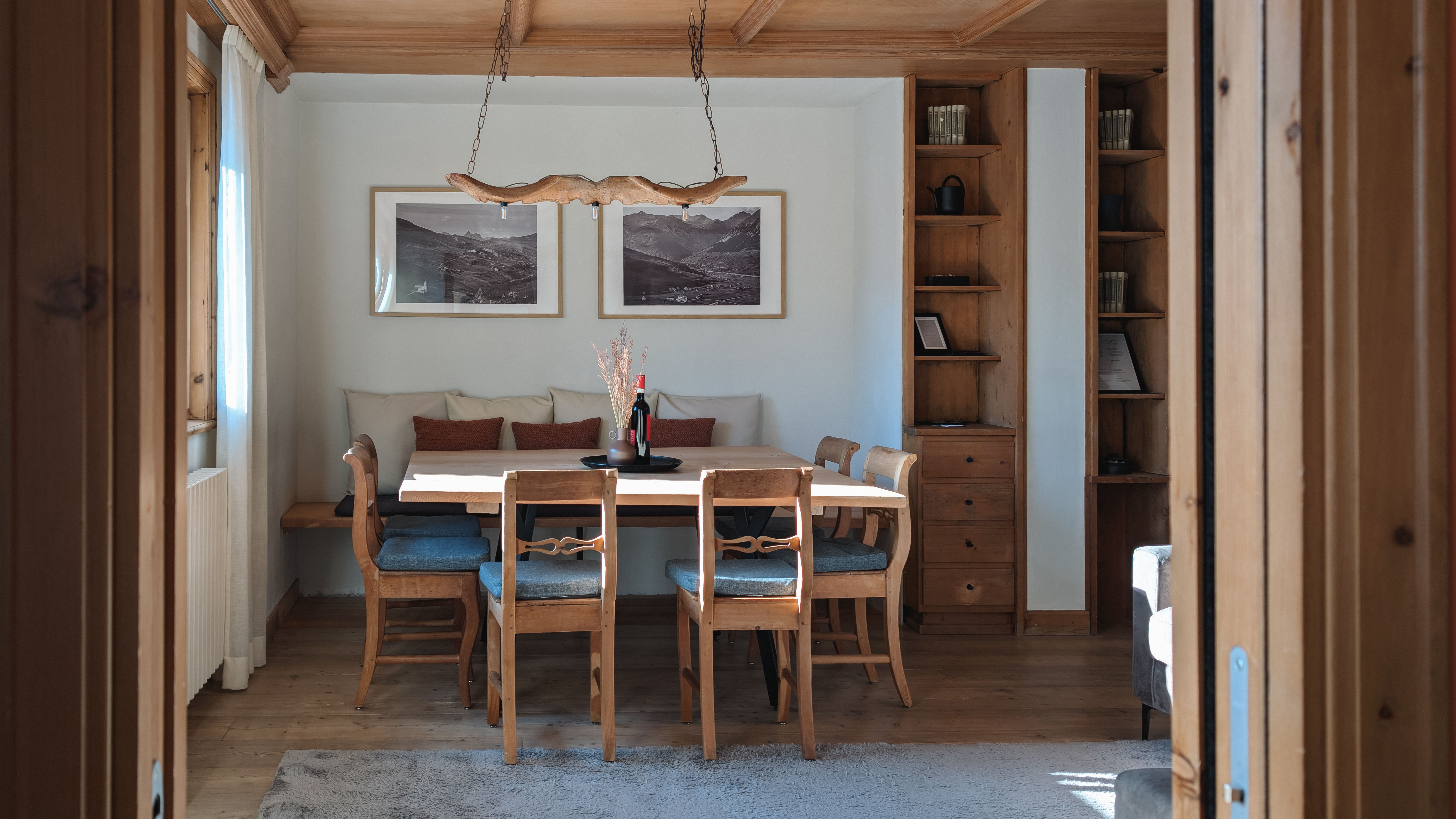 Chalet Betulle Varenna: Luxury 3-Bedroom Apartment with Ski Access, Varenna