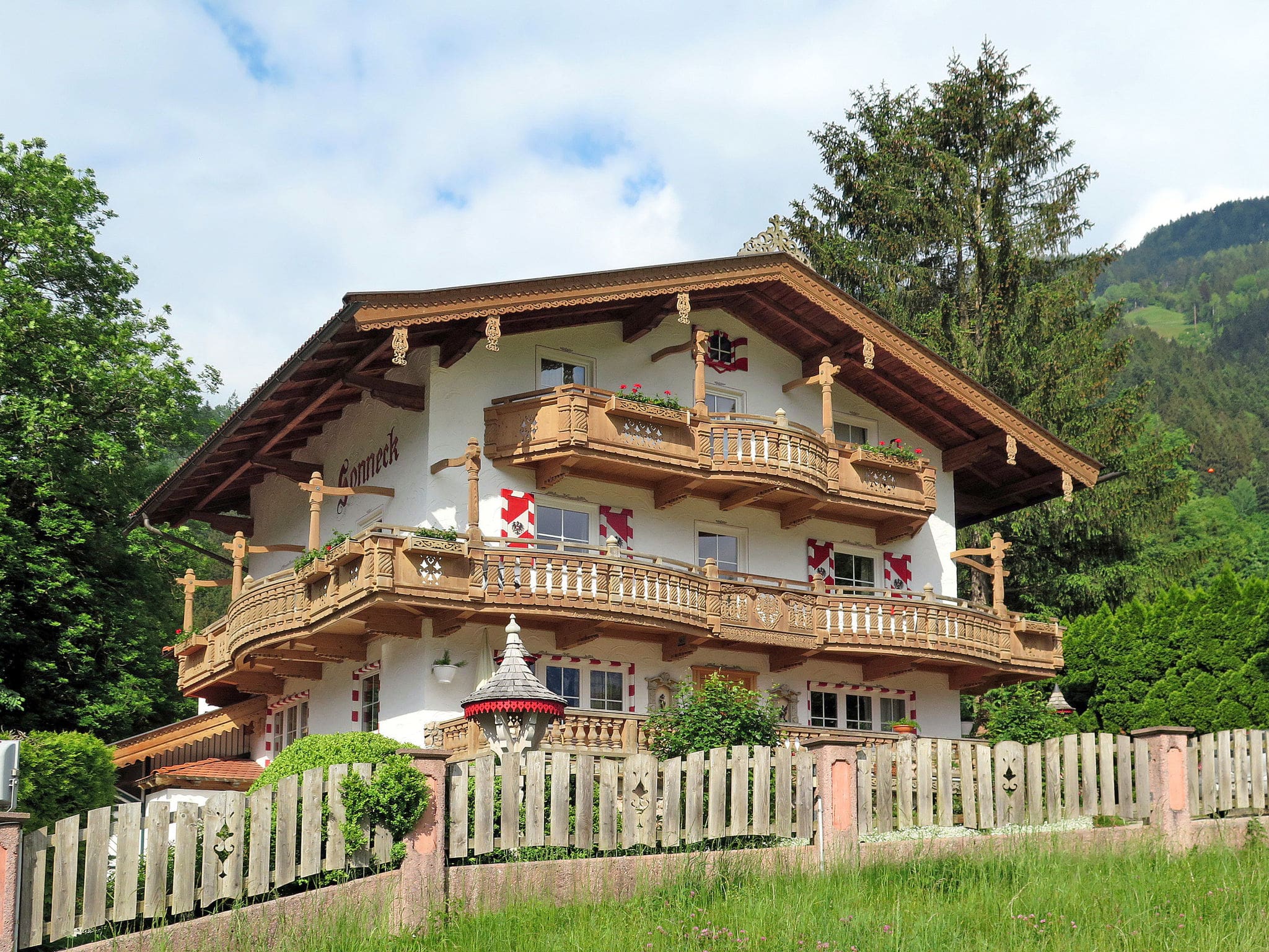 Chalet Bichlalm Mayrhofen: Spacious 5-Bedroom Alpine Chalet with Mountain Views and Ski Access in Ramsau Austria