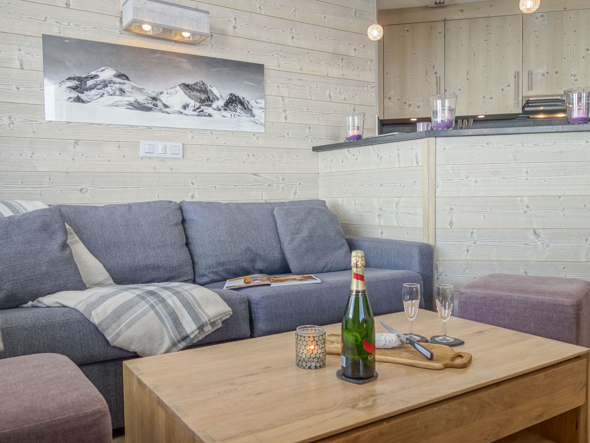 Chalet Claret Tignes: Modern 2-Bedroom Ski Apartment with Mountain Views and Premium Alpine Location in Val Claret