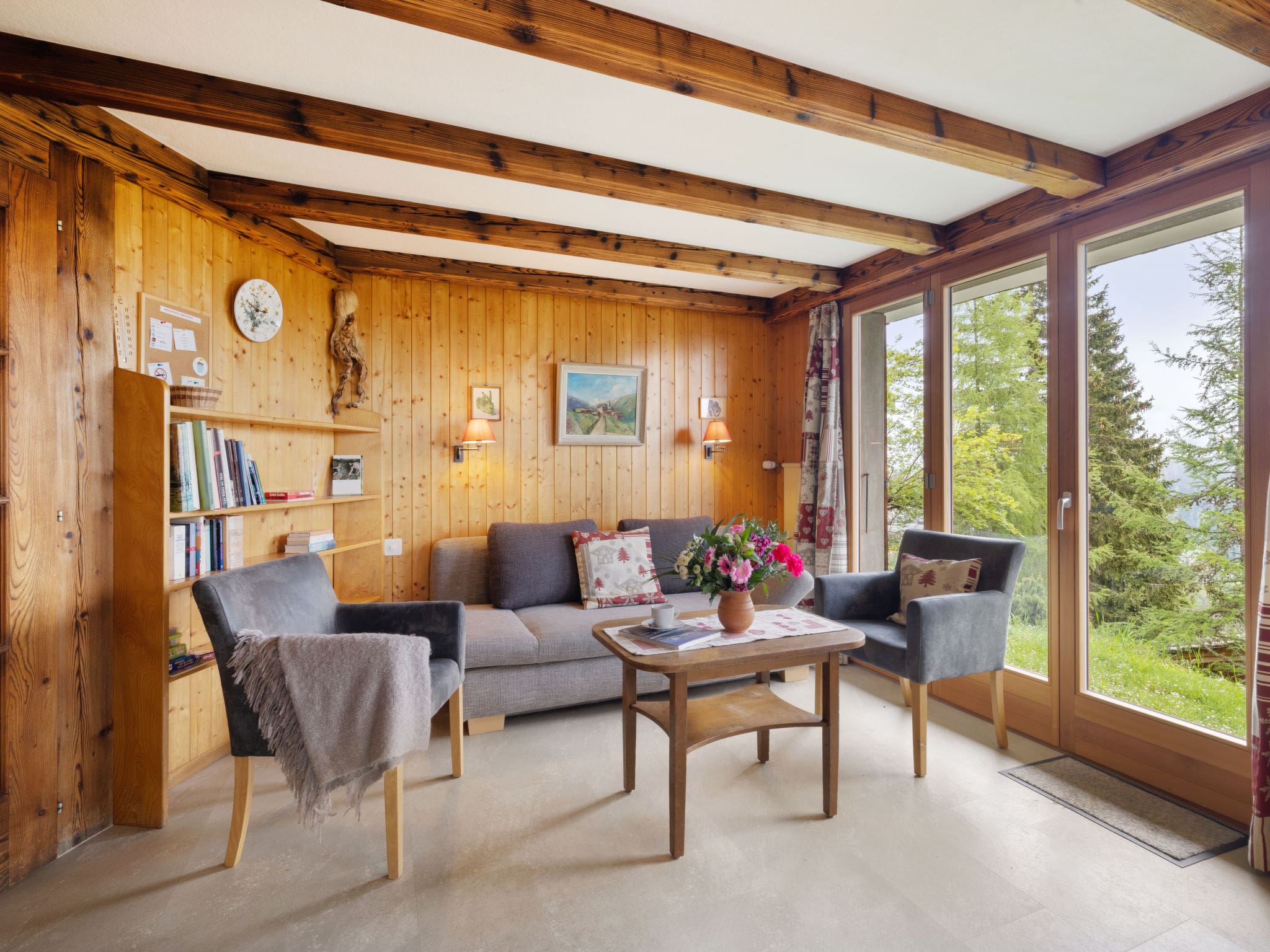 Chalet Combins Verbier: Cozy 2-Bedroom Mountain Retreat with Panoramic Alpine Views in Swiss Ski Resort