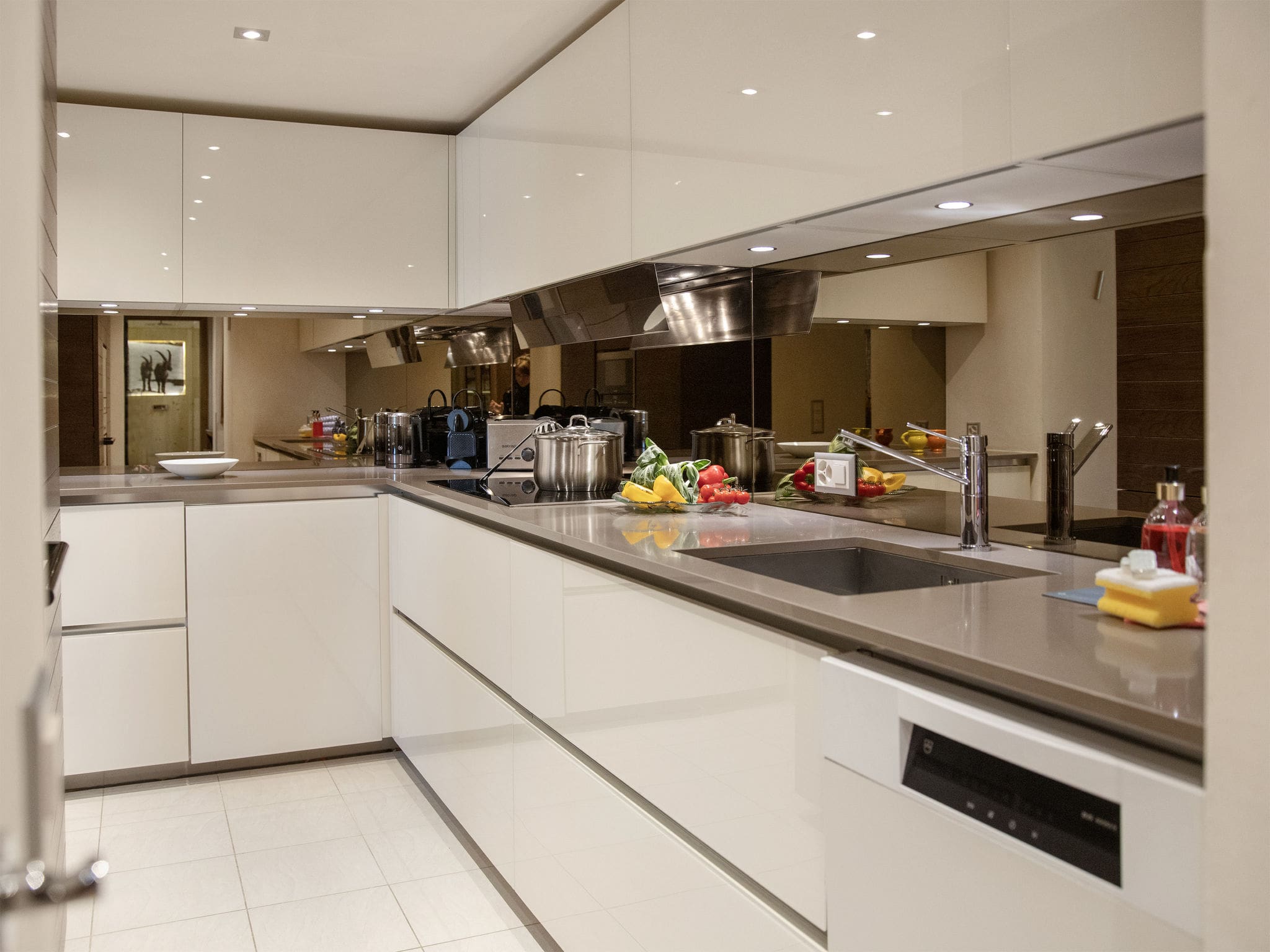 Chalet Corviglia St. Moritz: Stunning 2-Bedroom Mountain Apartment with Lake Views and Covered Parking in Swiss Alps