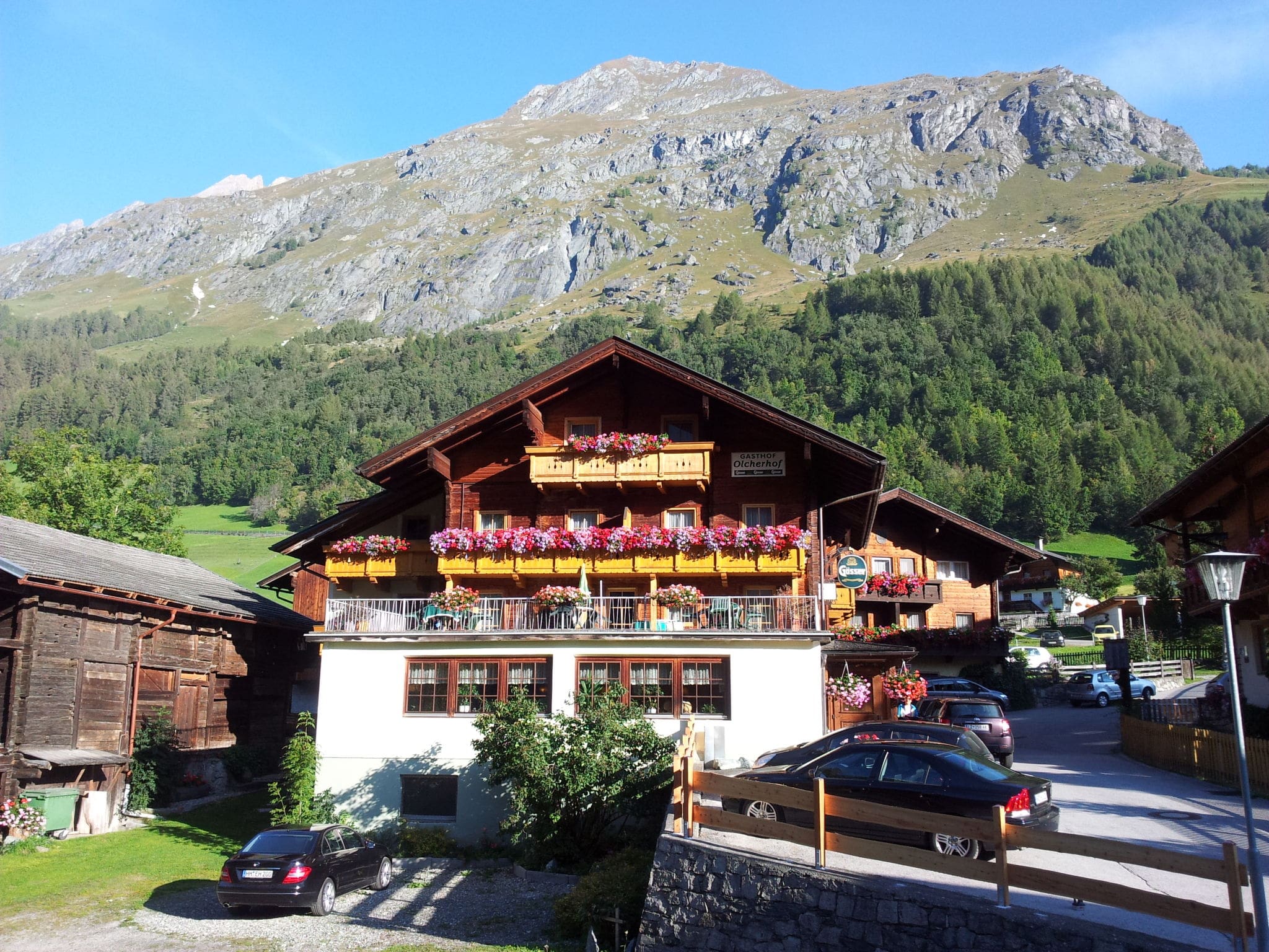 Chalet Deferreggen Prägraten: Spacious 5-Bedroom Mountain Chalet with Panoramic Alpine Views and Garden in Austrian Tyrol