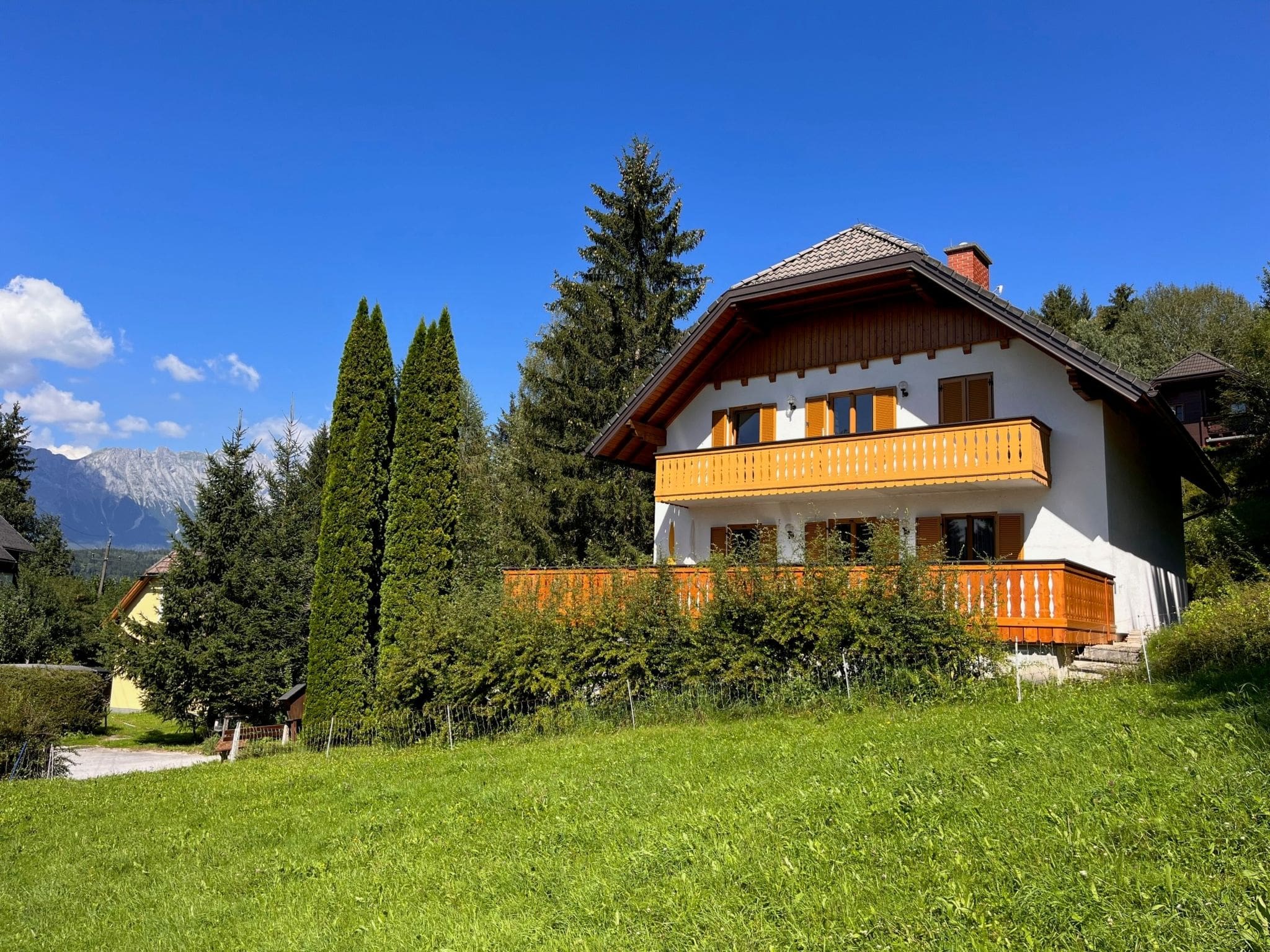 Chalet Ennstal Stein: Spectacular 4-Bedroom Mountain Chalet with Spa and Stunning Alpine Views in Austrian Enns Valley