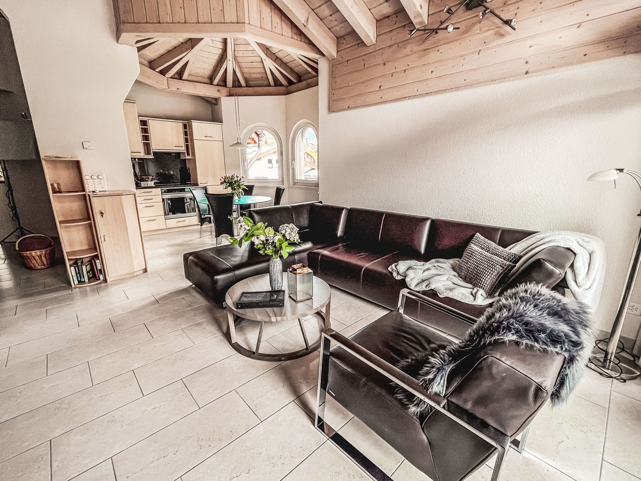 Chalet Feekinn Saas-Fee: Elegant 2-Bedroom Alpine Apartment with Stunning Mountain Views and Wellness Facilities