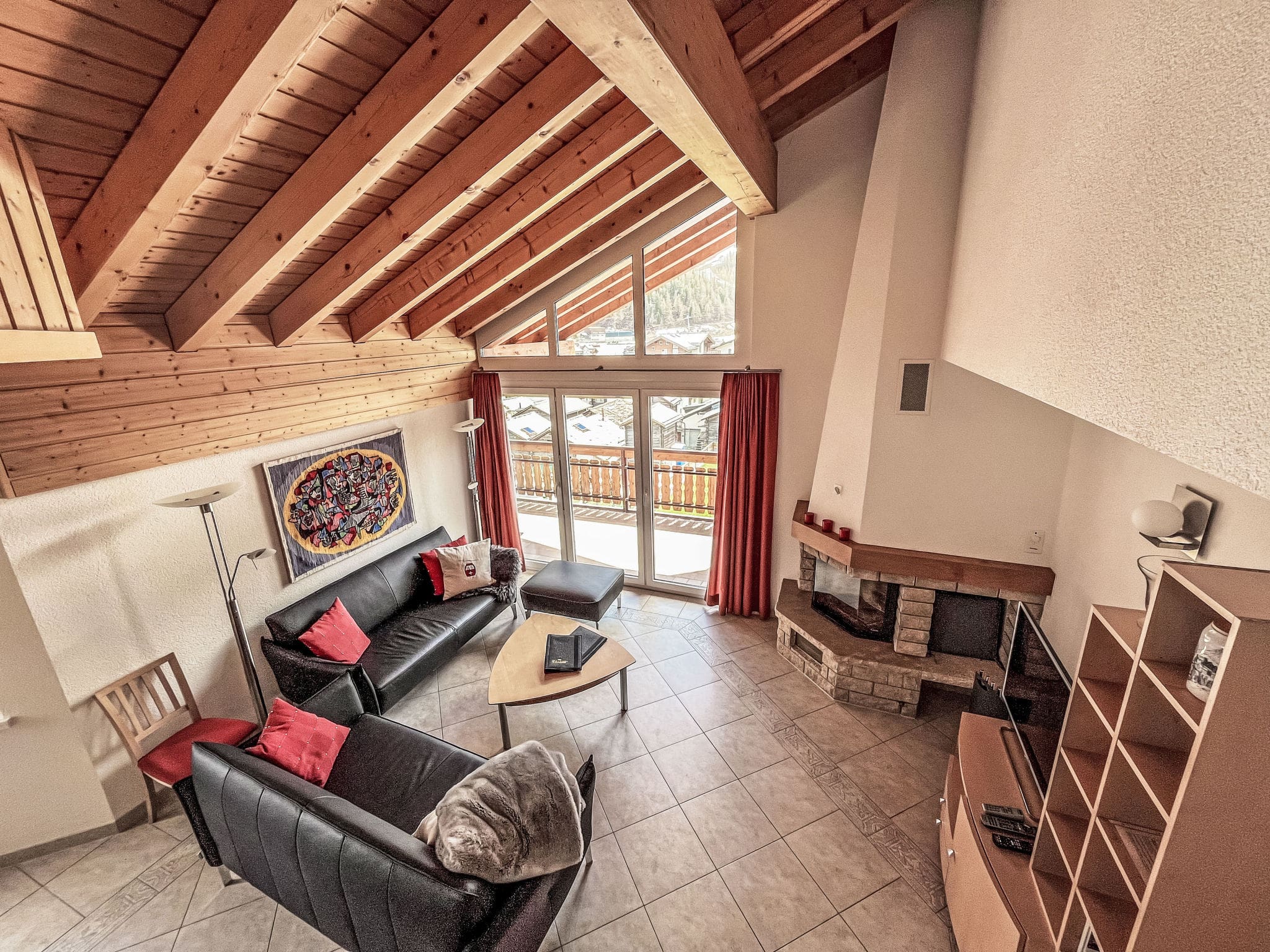 Chalet Feepfad Saas-Fee: Stunning 3-Bedroom Alpine Chalet with Mountain Views and Wellness Facilities in Swiss Alps