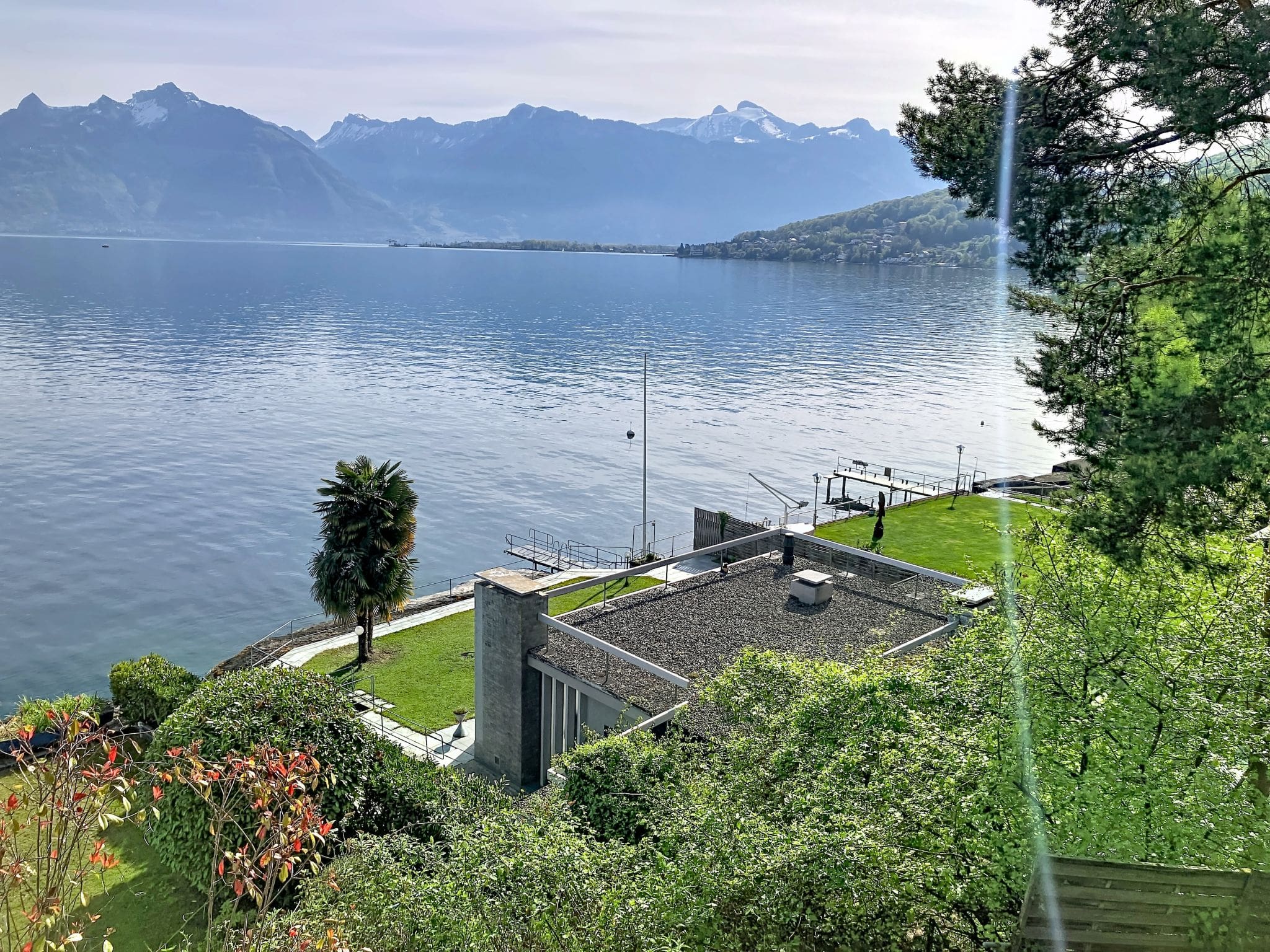 Chalet Foëhn Gingolph: Stunning 3-Bedroom Lakefront Villa with Private Jetty and Mountain Views on Lake Geneva