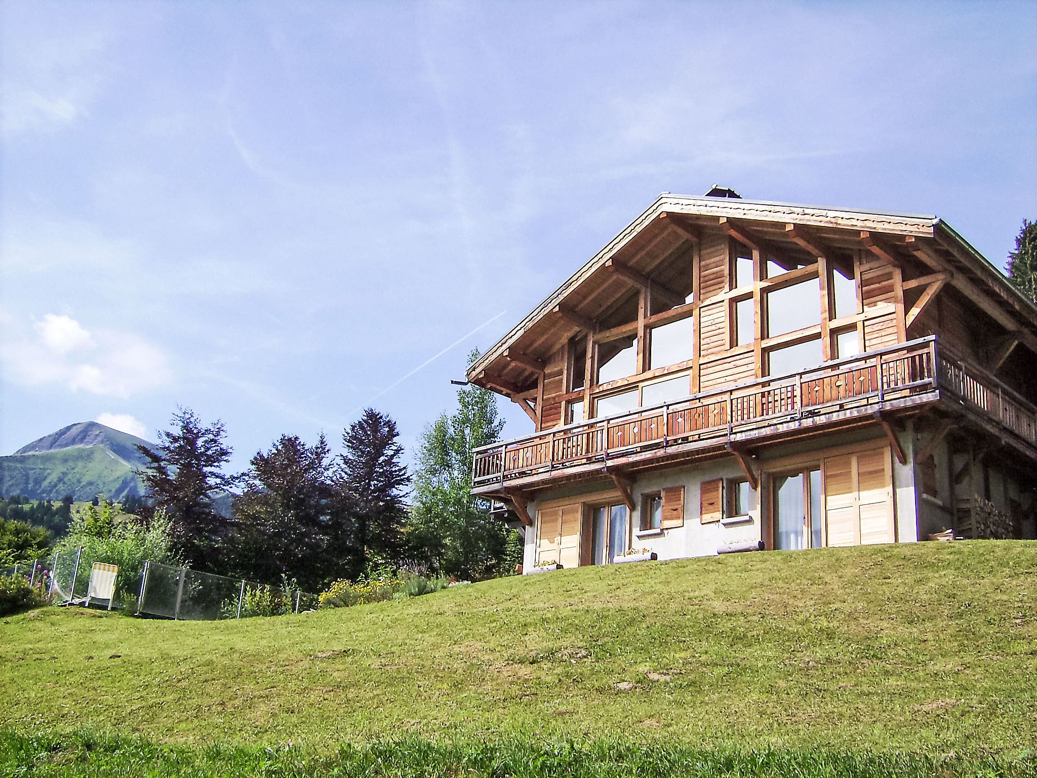 Chalet Foehn Saint-Gervais: Spectacular 5-Bedroom Alpine Chalet with Private Pool and Mountain Views in French Alps
