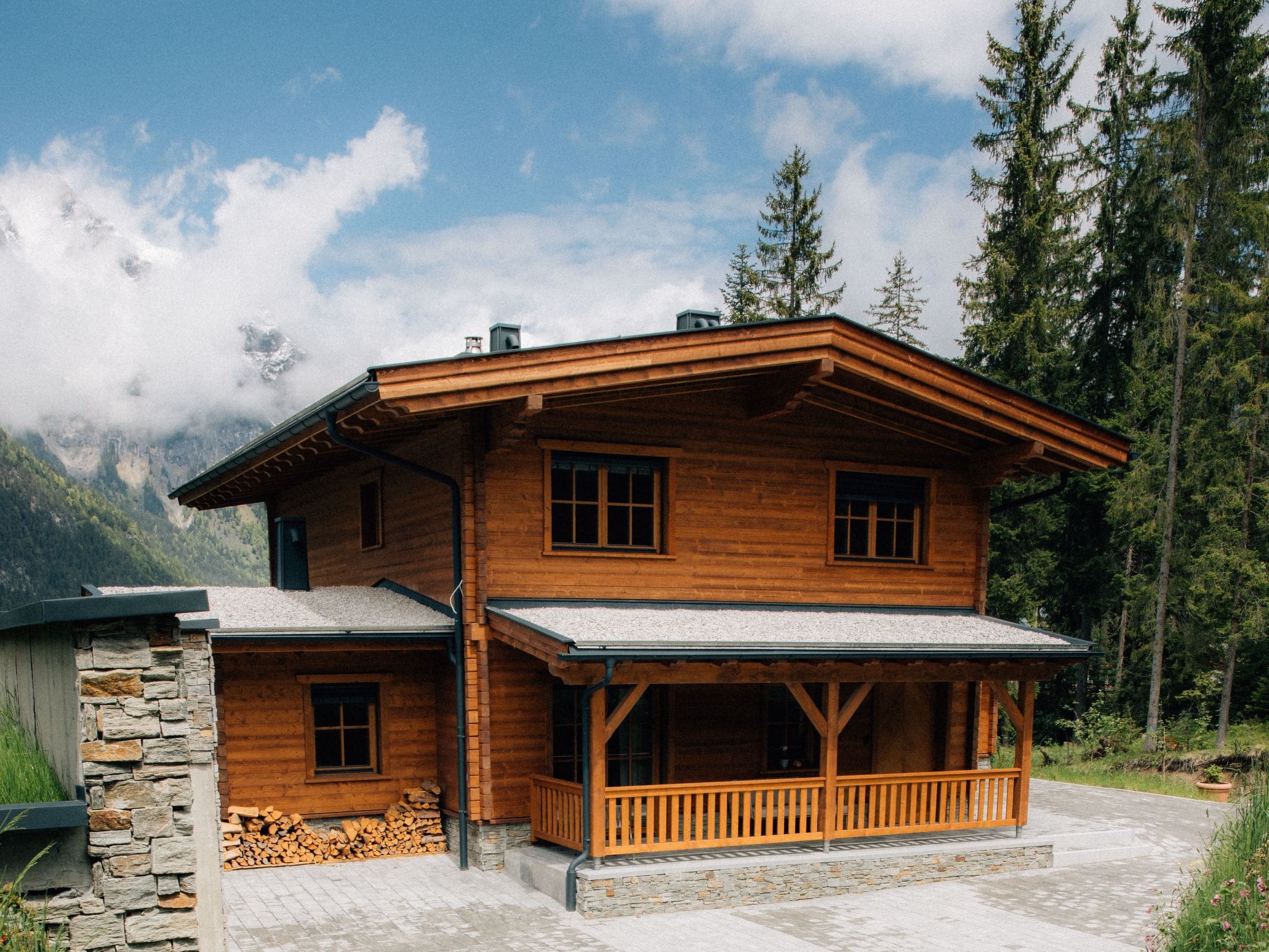 Chalet Foehn Seefeld: Premium 3-Bedroom Alpine Chalet with Mountain Views and Ski Access in Austrian Tyrol