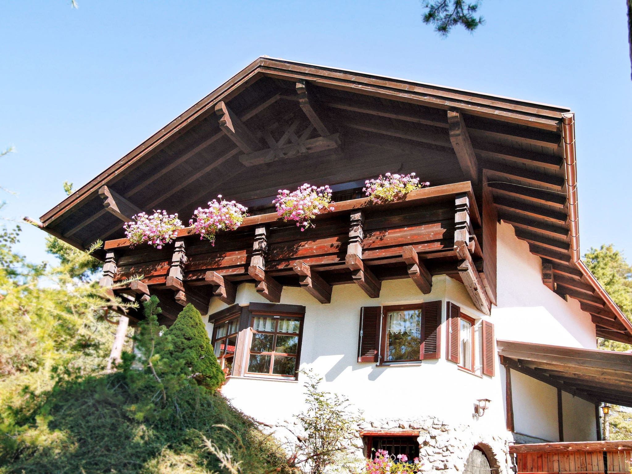 Chalet Föhn Imst: Stunning 3-Bedroom Mountain Retreat with Panoramic Alpine Views Near Ski Slopes in Austrian Tyrol