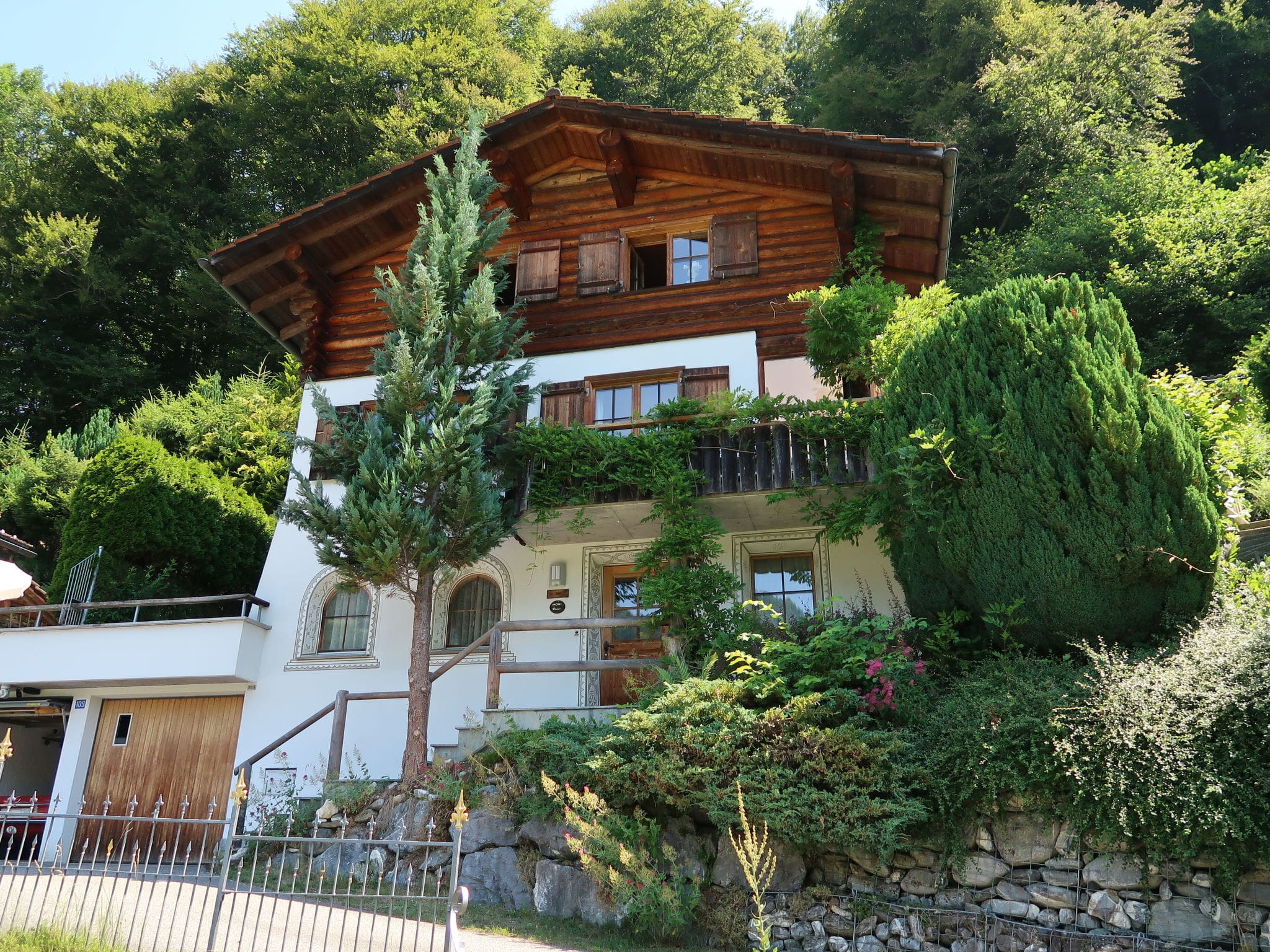Chalet Fohn Mittellunden: Spacious 3-Bedroom Mountain Chalet with Fireplace and Alpine Views in Swiss Countryside