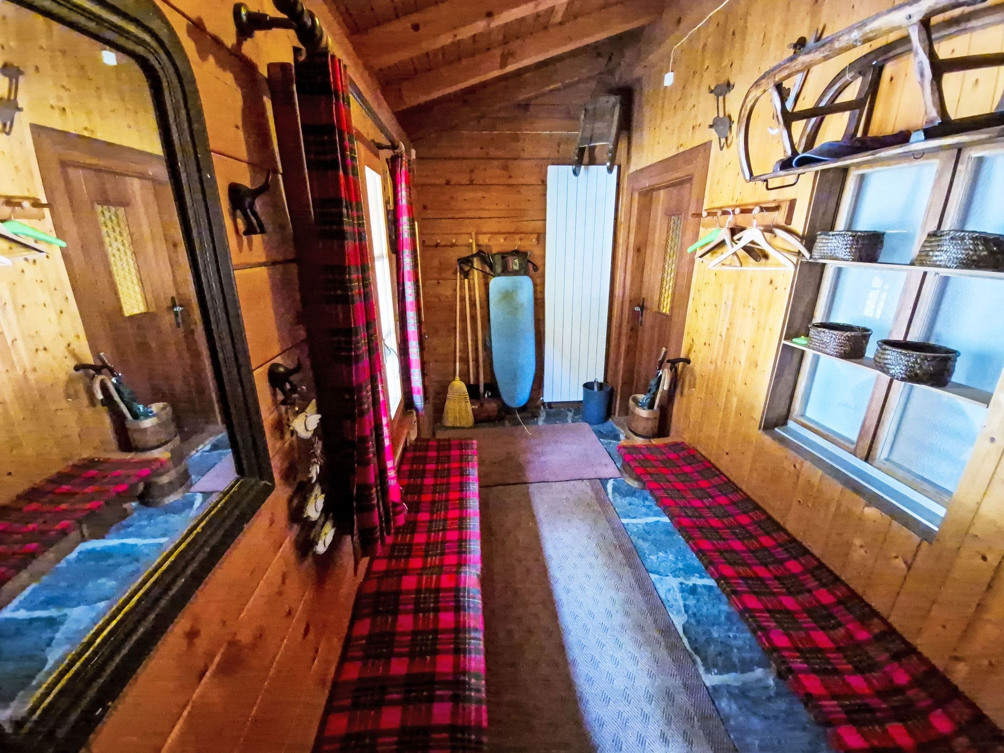 Chalet Fohn Vercorin: Elegant 4-Bedroom Mountain Chalet with Panoramic Views and Modern Amenities in Swiss Alps