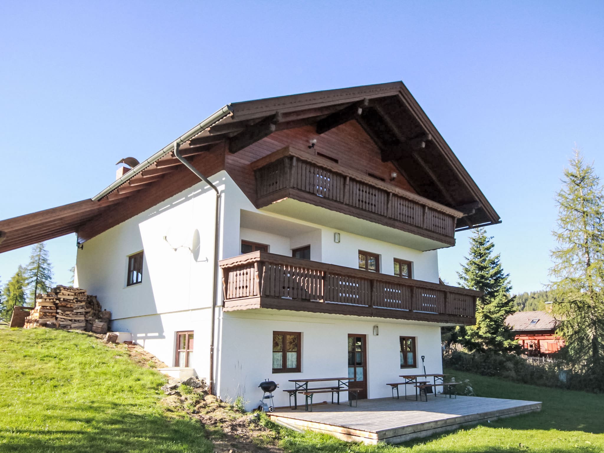 Chalet Hochrindl Sirnitz: Spectacular 6-Bedroom Alpine Chalet with Sauna and Mountain Views in Austria