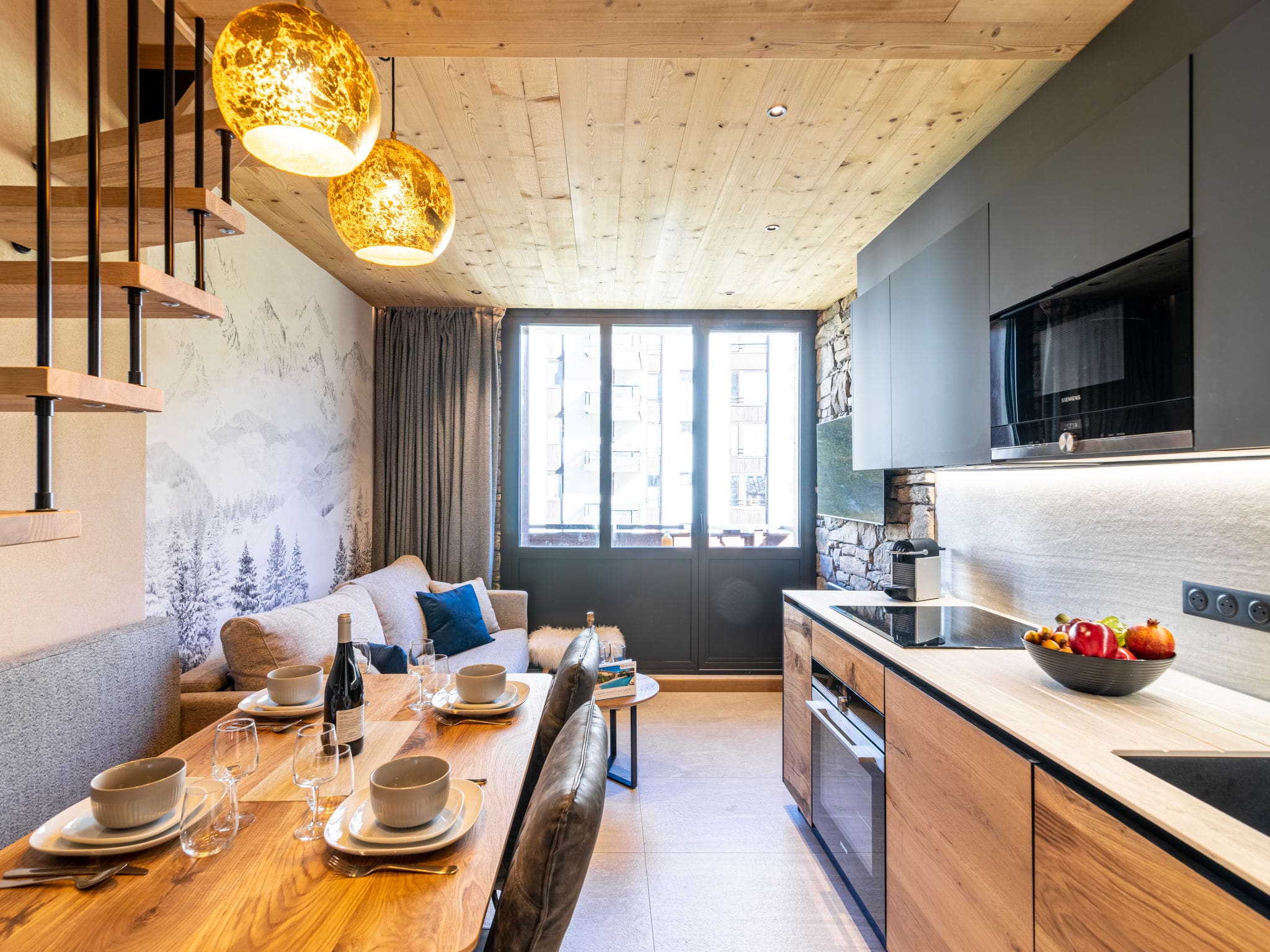 Chalet Isard Tignes: Renovated Alpine Maisonette for 4 with Mountain Access and Modern Amenities in French Alps