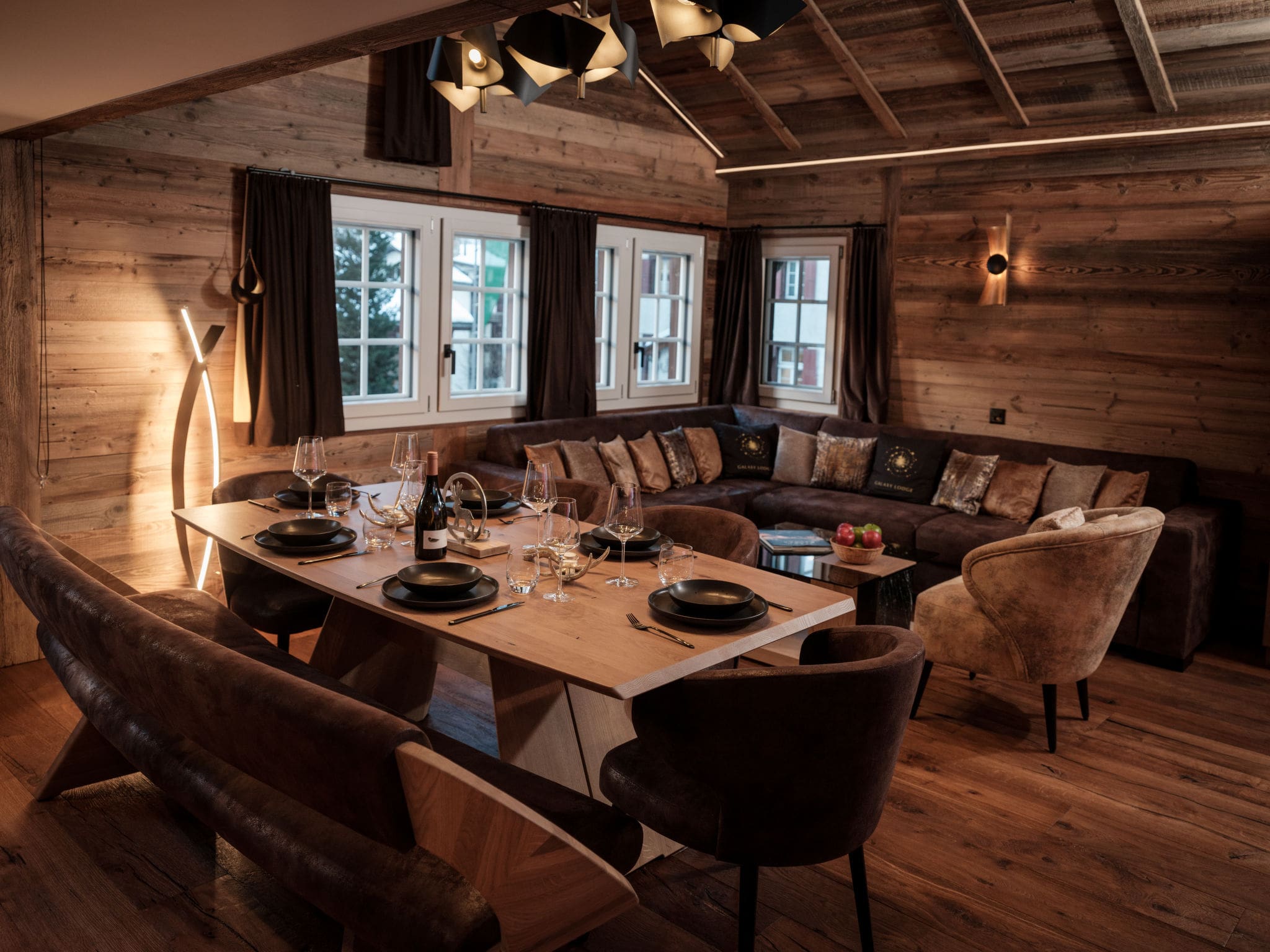 Chalet Kirchbrücke Zermatt: Modern 2-Bedroom Alpine Apartment in Central Zermatt Near Matterhorn Slopes