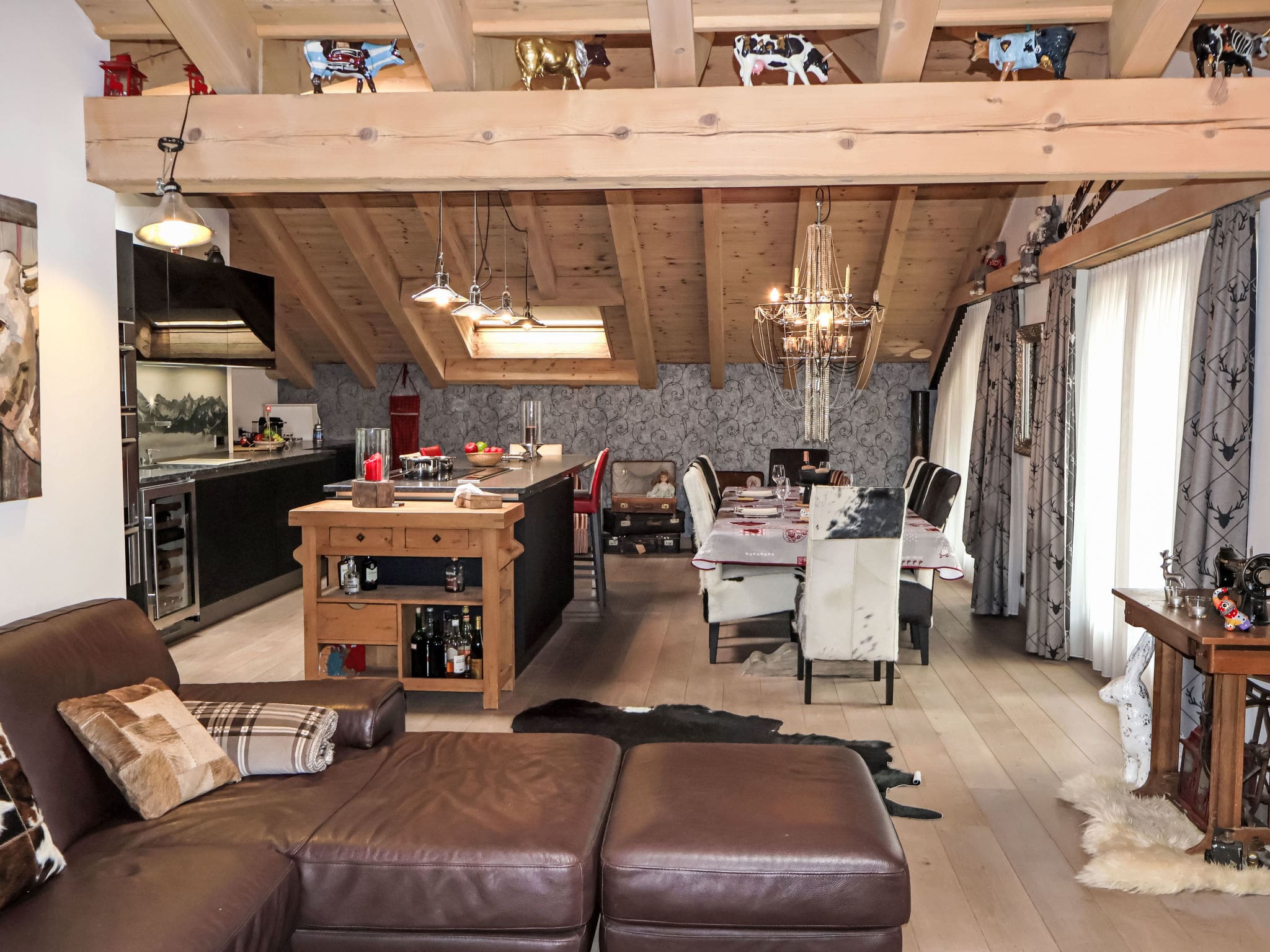 Chalet Luchre Zermatt: Modern 2-Bedroom Alpine Penthouse with Matterhorn Views and Prime Steinmatte Location
