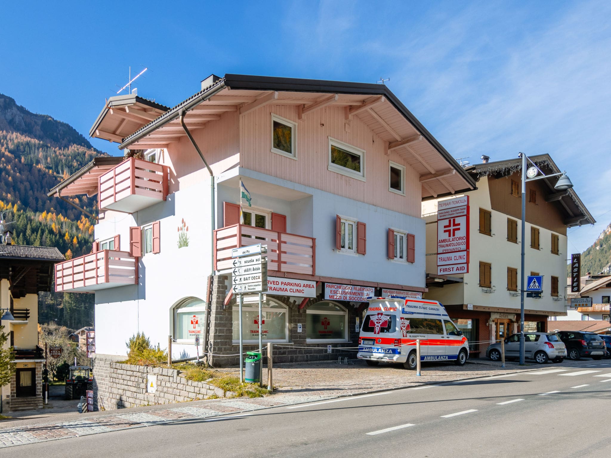 Chalet Marmolada Canazei: Contemporary 3-Bedroom Alpine Apartment with Mountain Views and Ski Access in Dolomites