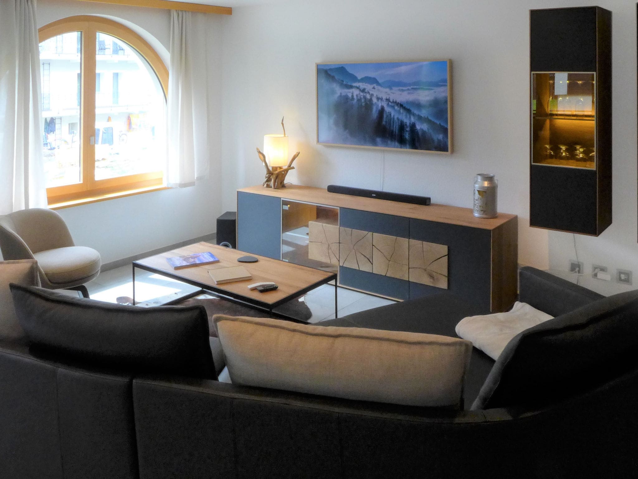 Chalet Mattertal Zermatt: Modern 3-Bedroom Apartment with Mountain Views and Central Location Near Matterhorn Ski Area