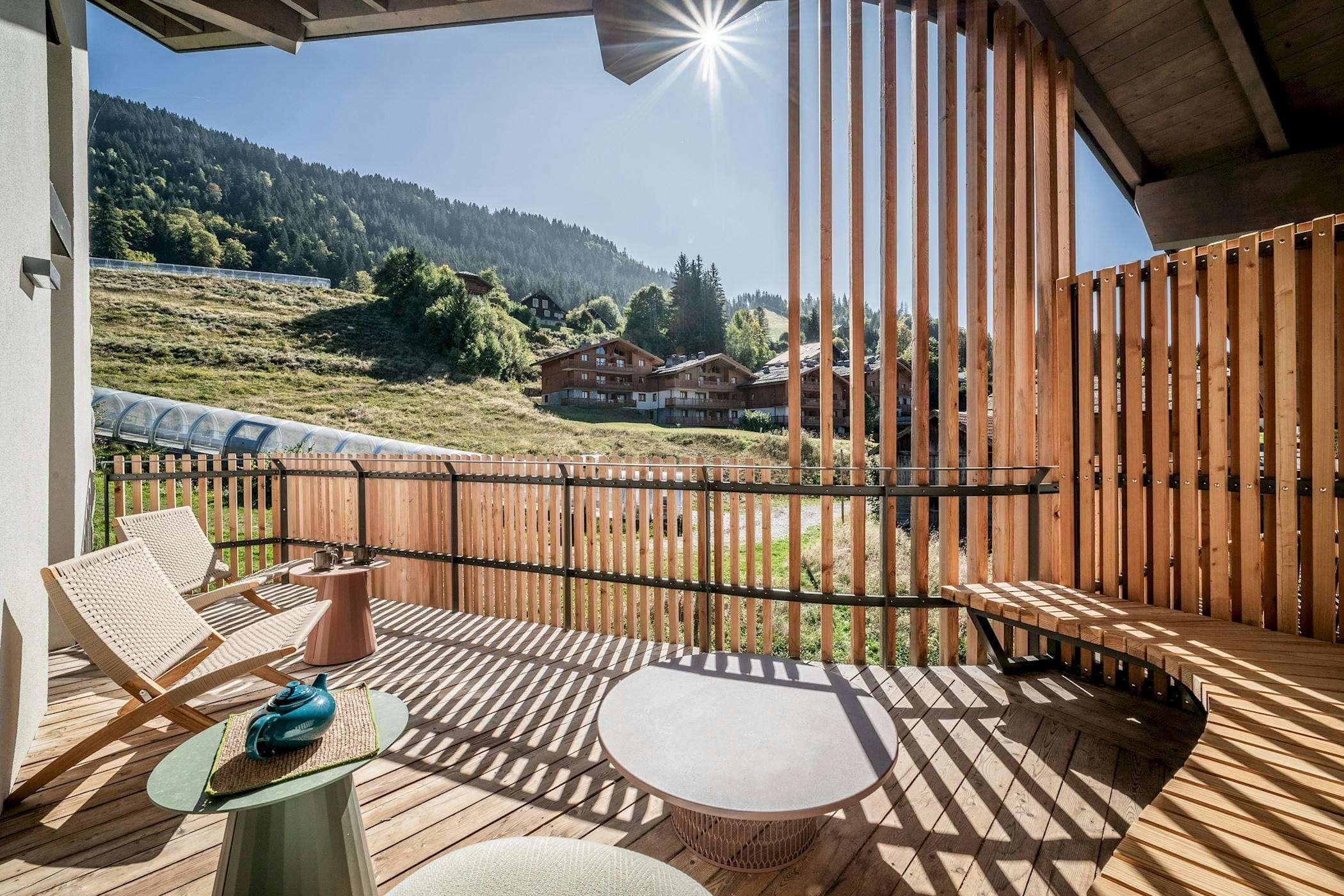 Chalet Mont Chéry Les Gets: Spacious 5-Bedroom Luxury Chalet with Mountain Views, Les Gets