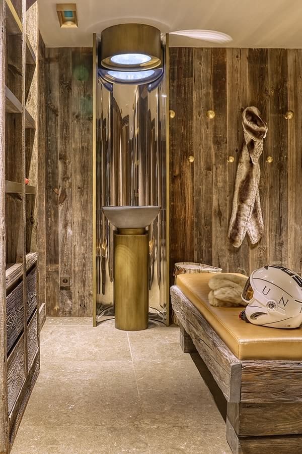 Chalet Montagne Megève: Luxury 6-Bedroom Chalet with Pool and Hot Tub, Megève