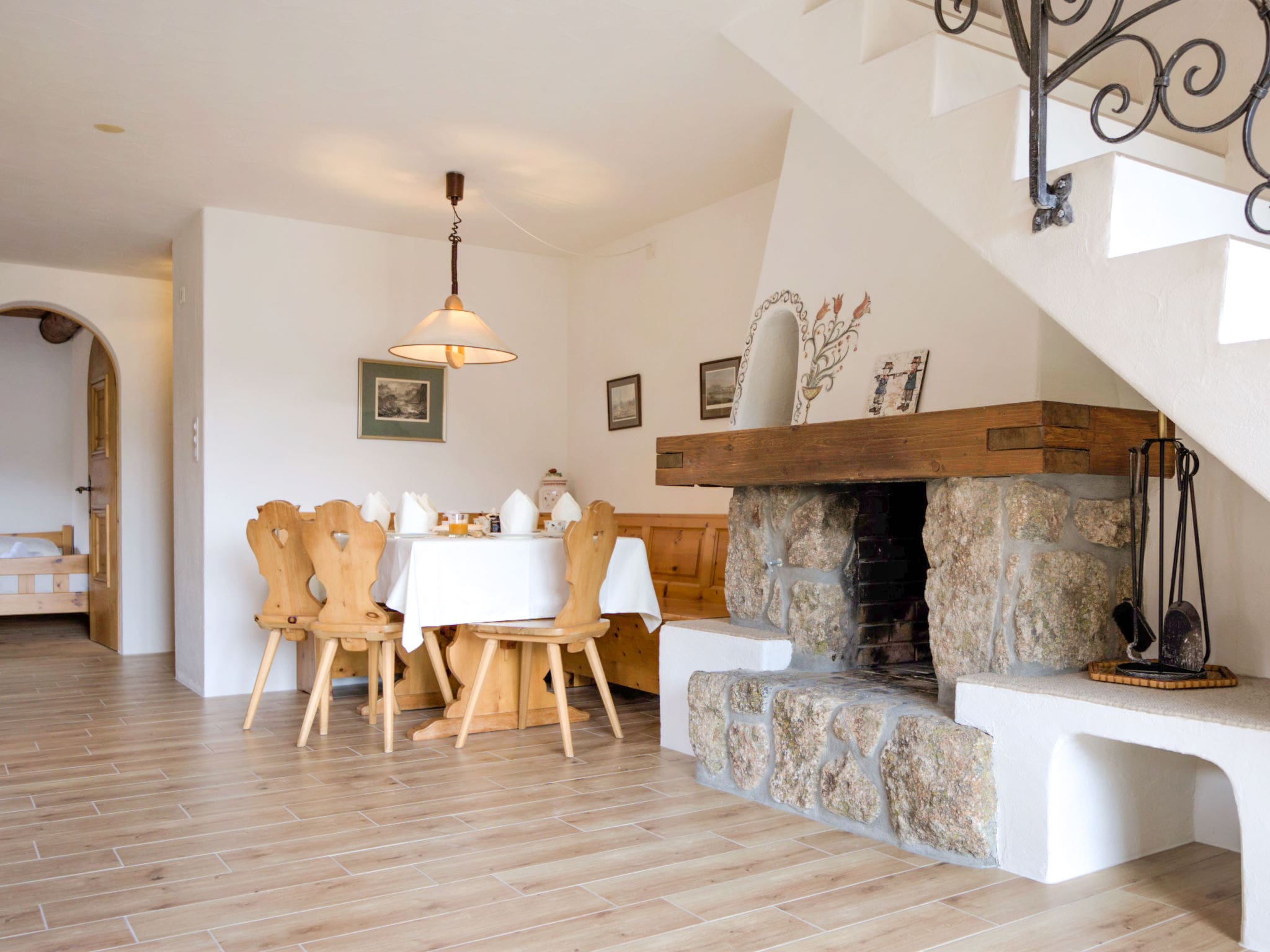 Chalet Muottas Punt: Stylish 2-Bedroom Mountain Chalet with Fireplace and Alpine Views in Swiss Engadin Valley