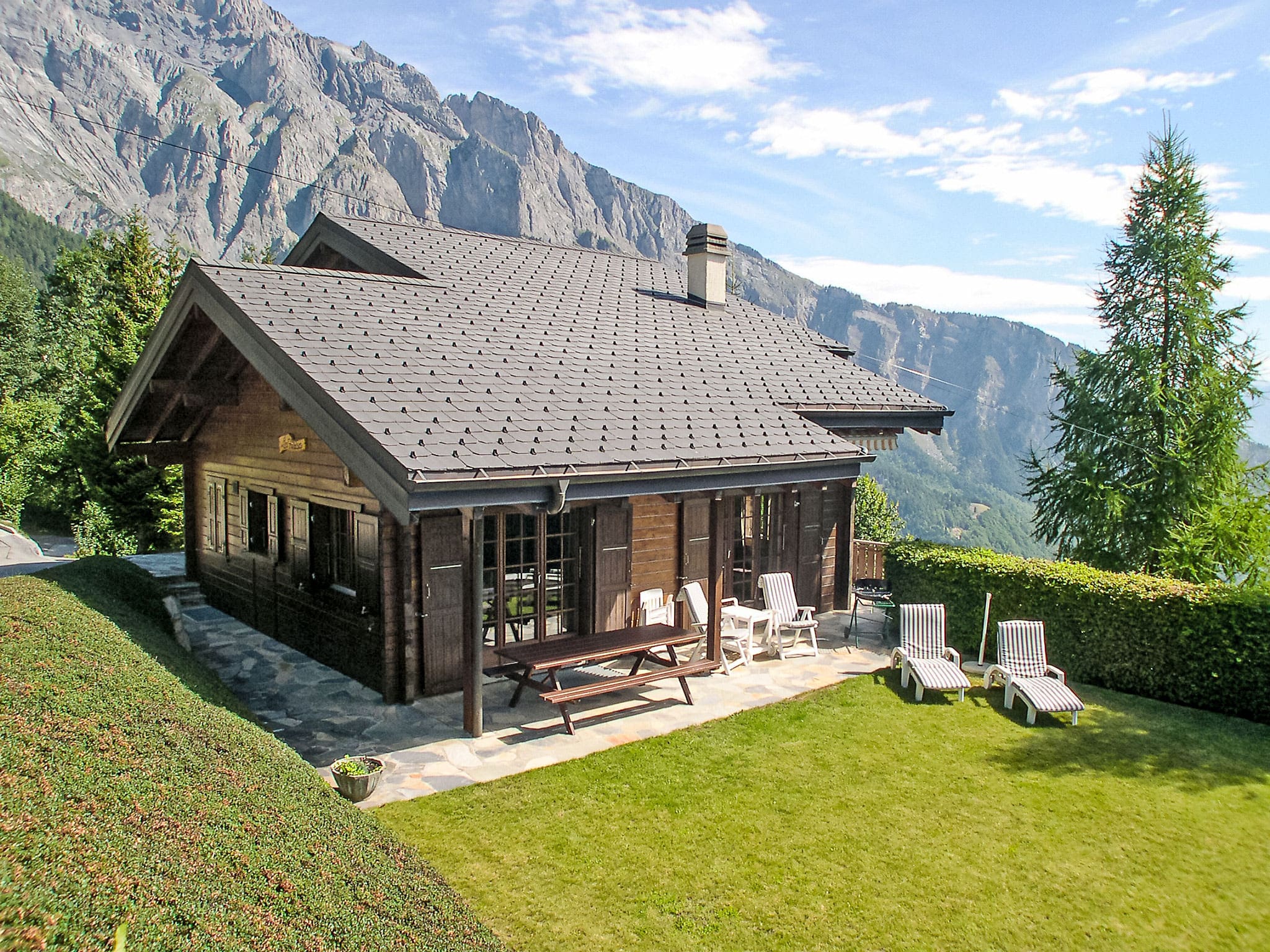Chalet Rhone Ovronnaz: Luxury 4-Bedroom Mountain Chalet with Stunning Alpine Views and Spa Access in Swiss Valais