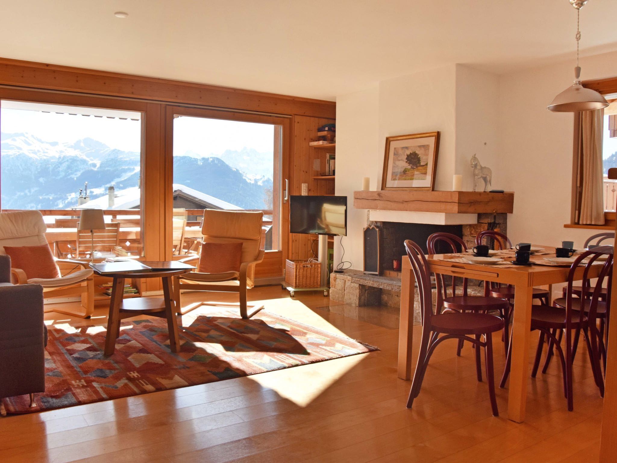 Chalet Romanche Verbier: Spacious 3-Bedroom Alpine Apartment with Mountain Views and Ski Access in Central Verbier Switzerland
