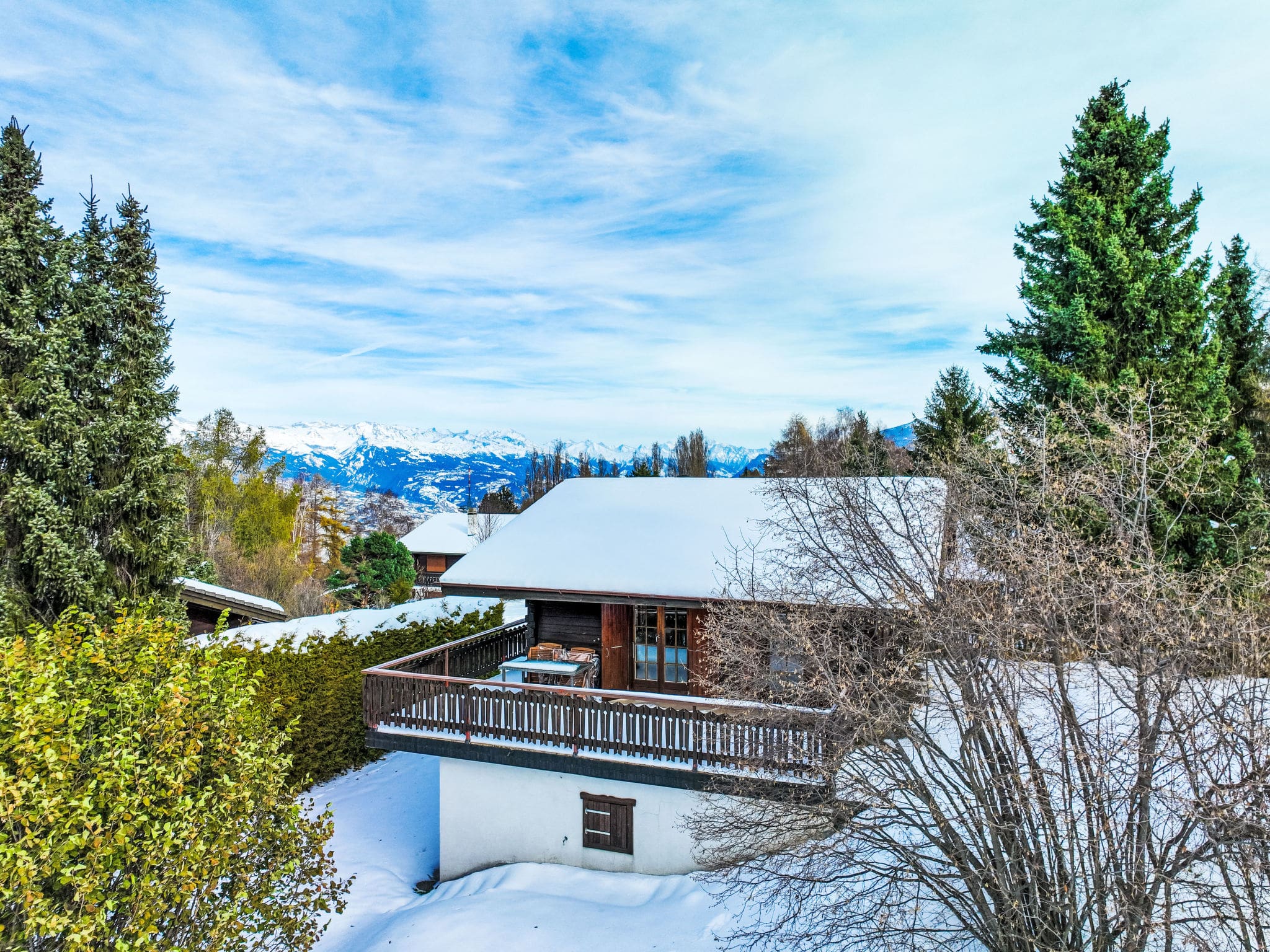 Chalet Rosablanche Nendaz: Charming 3-Bedroom Mountain Chalet with Fireplace and Stunning Alpine Views near Les 4 Vallées
