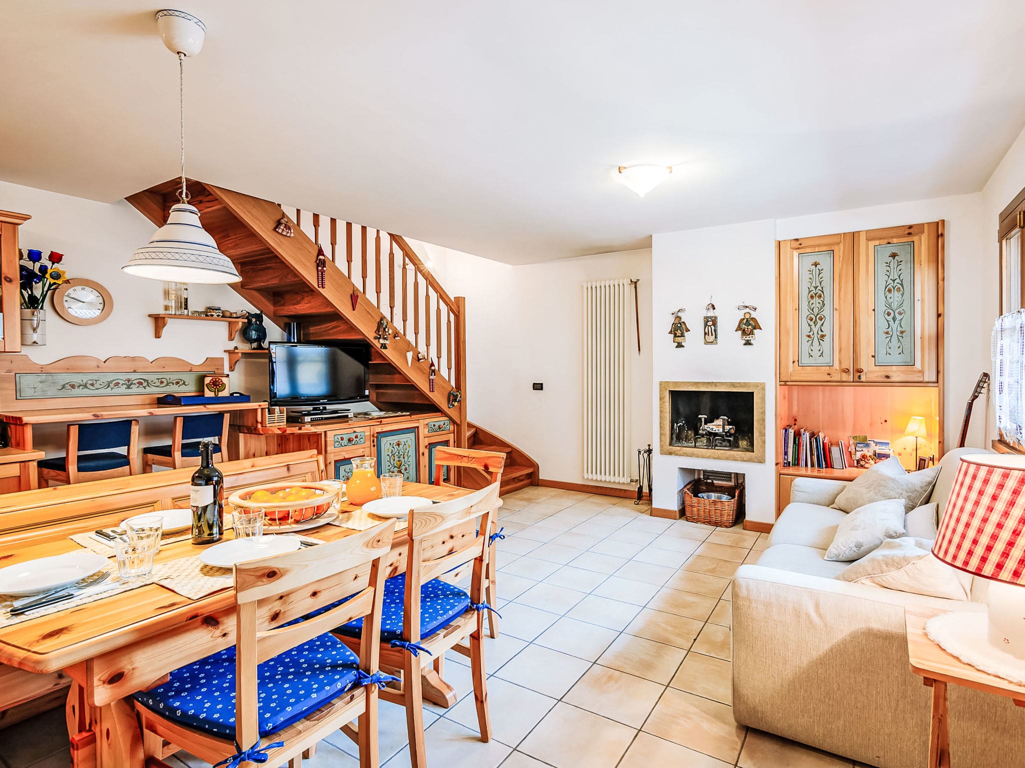 Chalet Sassolungo Canazei: Luxury 2-Bedroom Mountain Chalet with Stunning Dolomites Views and Modern Amenities in the Heart of the Alps