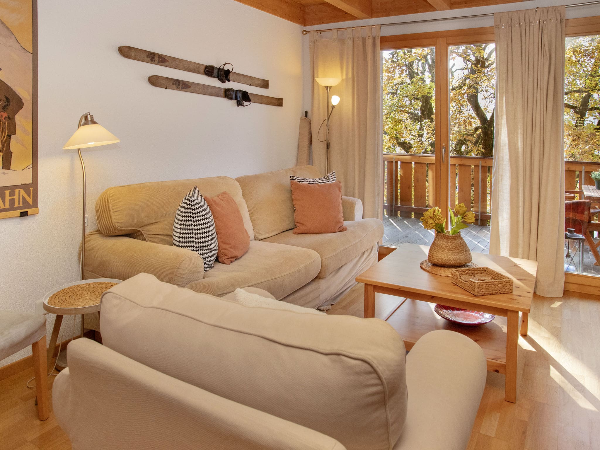 Chalet Schiltwald Wengen: Luxury 3-Bedroom Alpine Apartment with Mountain Views and Ski Access in Swiss Alps